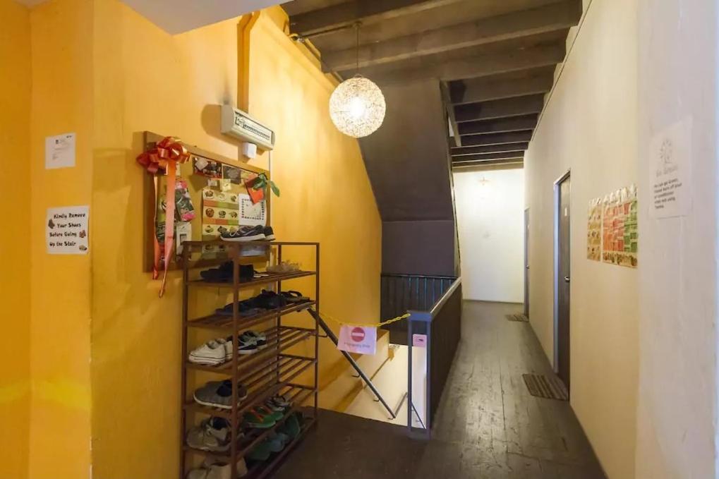 Cocoa Mews Cafe and Homestay
