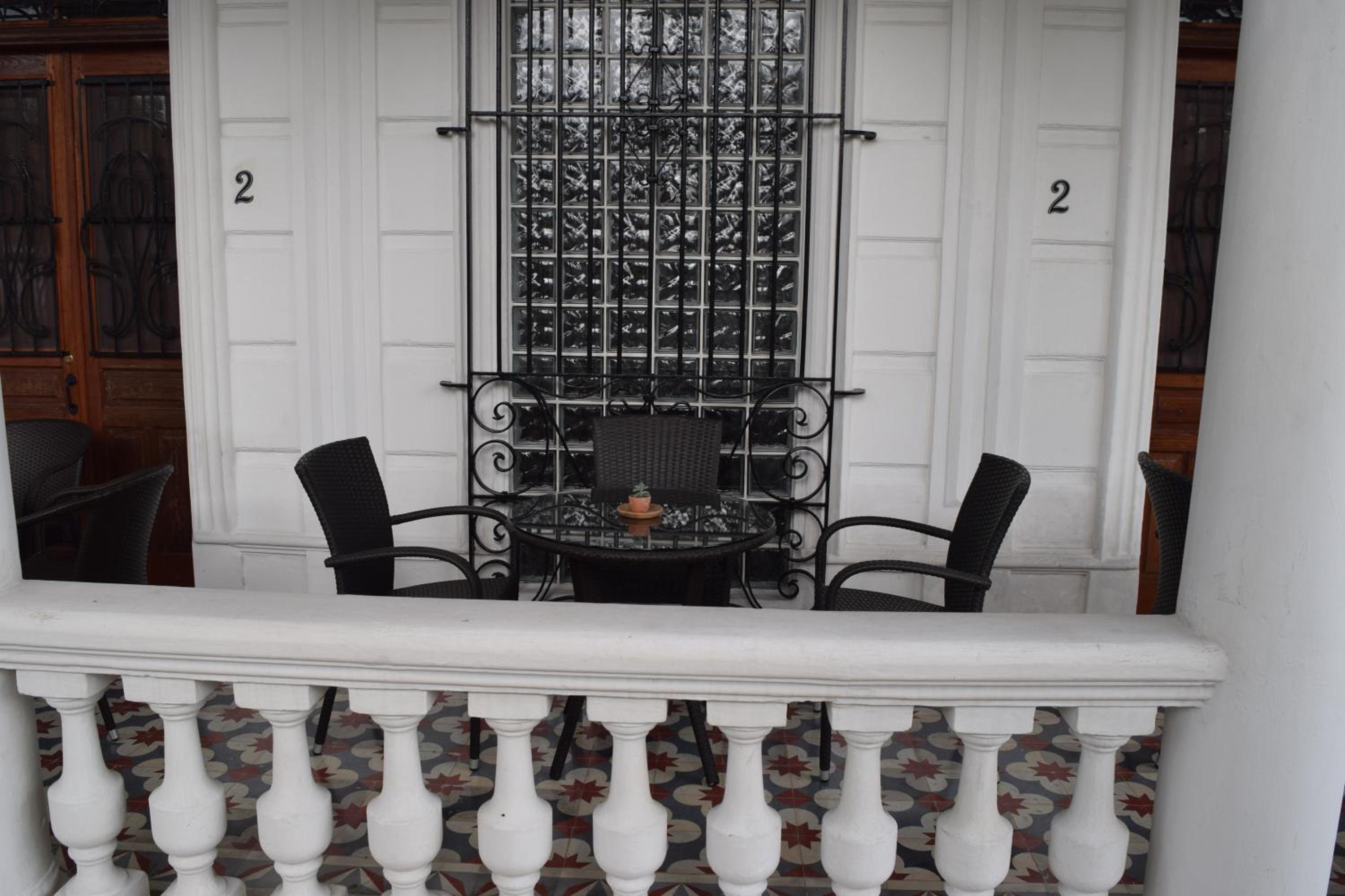 balcony