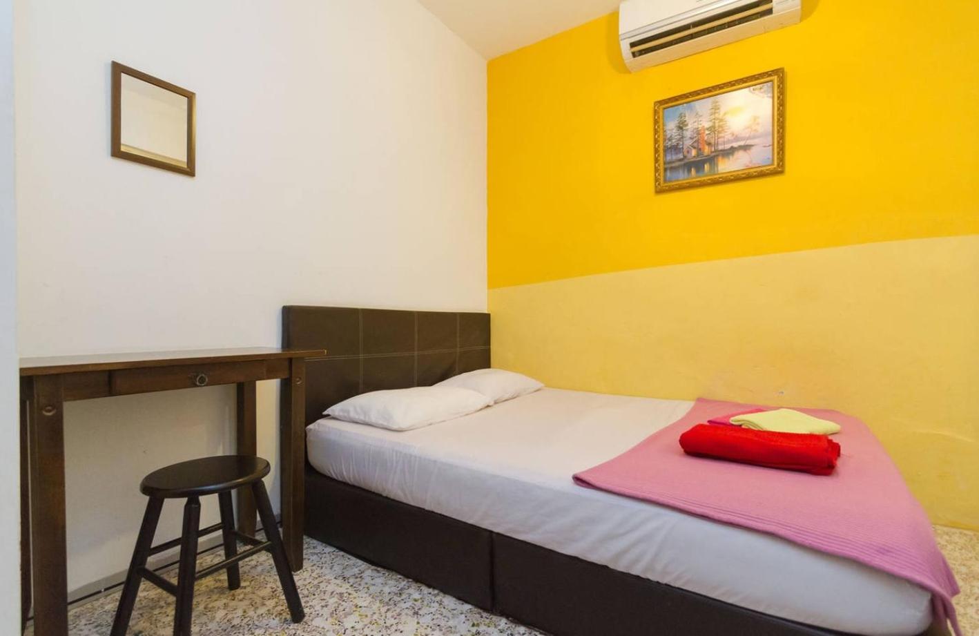 Cocoa Mews Cafe and Homestay