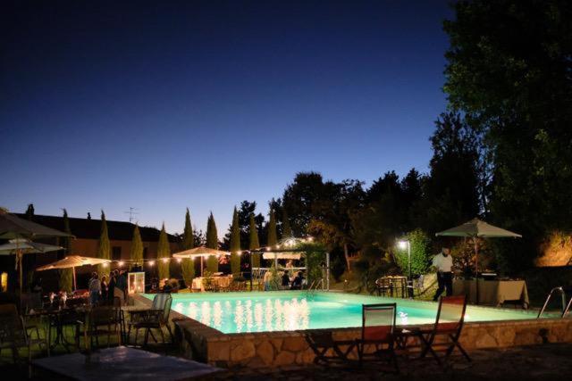 Il Borgo Del Lupo Relax Family Apartments in Tuscany with Restaurant & Swimming Pool