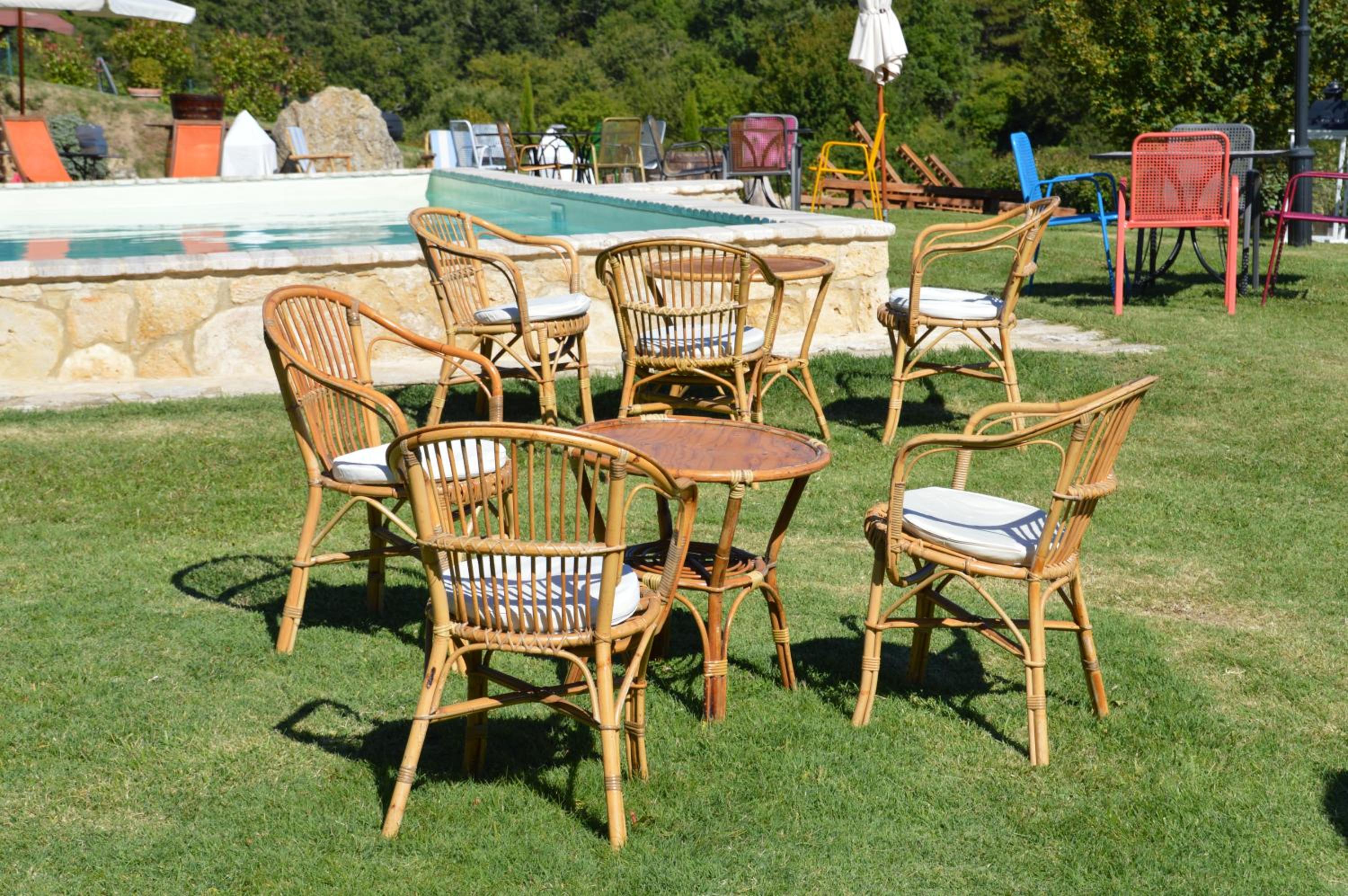 Il Borgo Del Lupo Relax Family Apartments in Tuscany with Restaurant & Swimming Pool