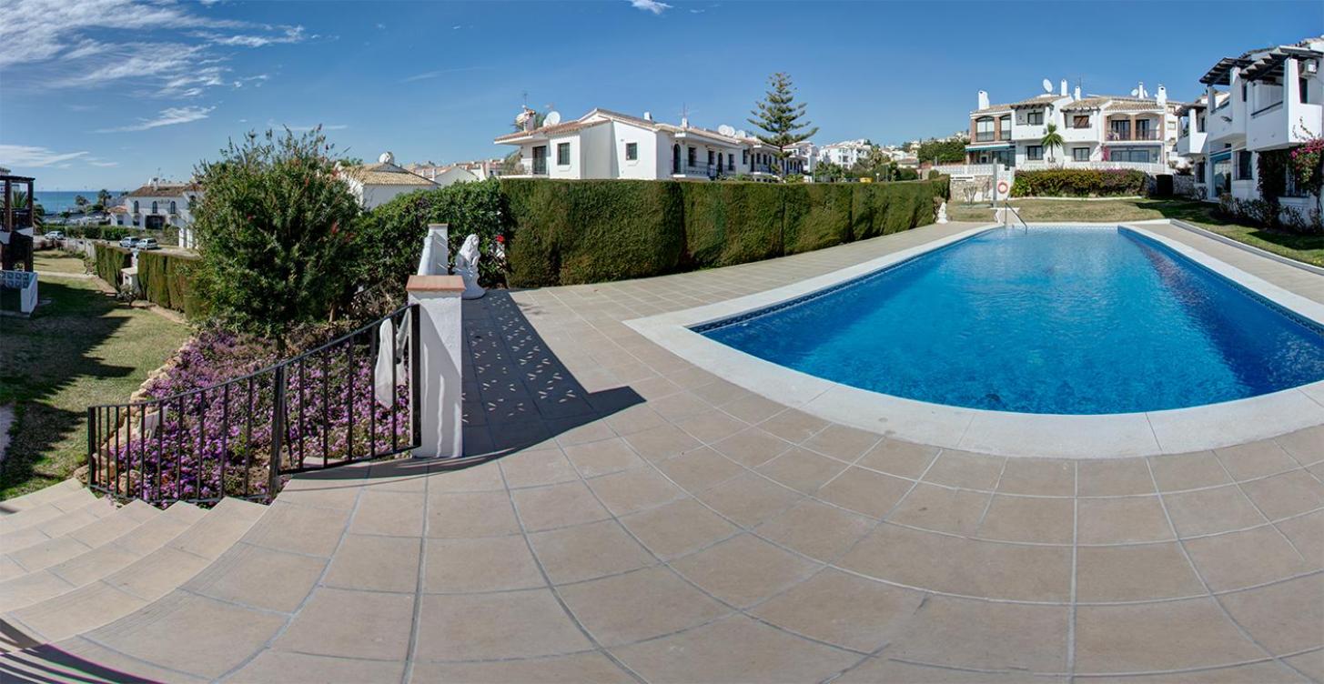 Spacious 3-Room Apartment with Pool - Riviera del Sol