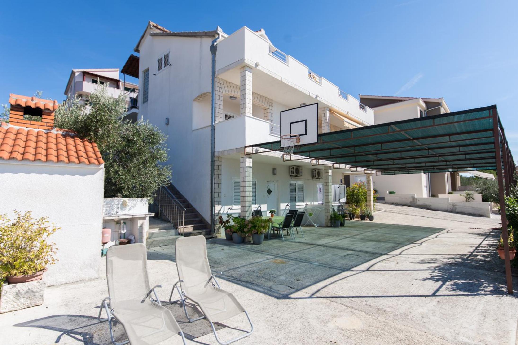 Apartmani Žana view 3