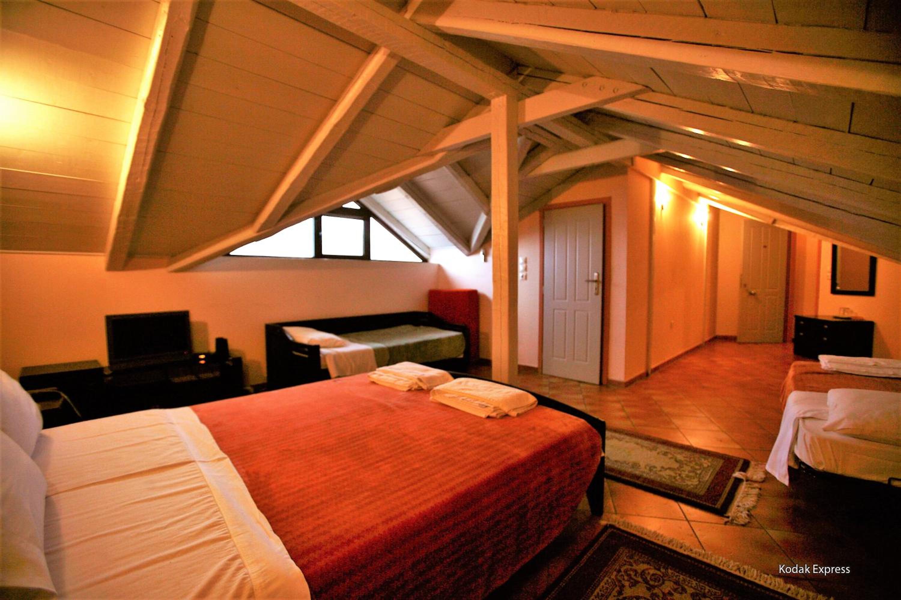 Elikonio view 3