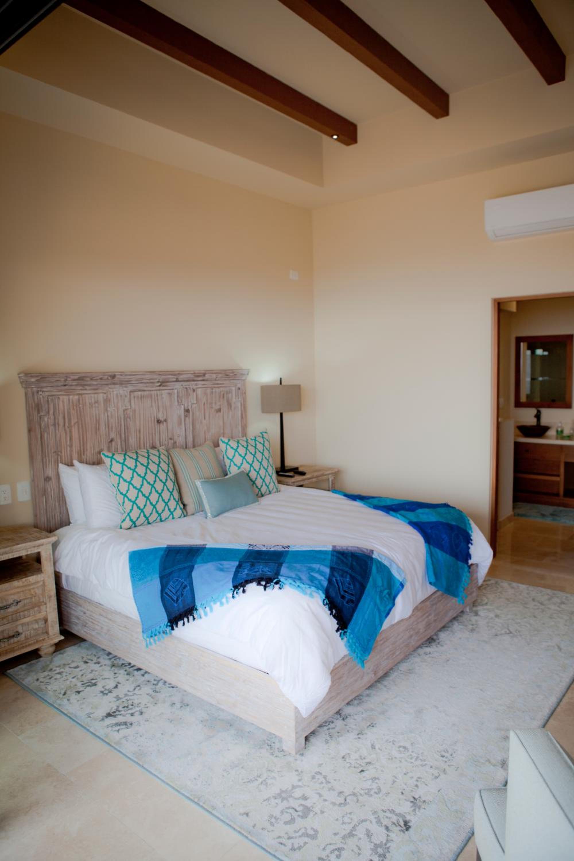 Quivira Los Cabos Condos and Homes -Vacation Rentals