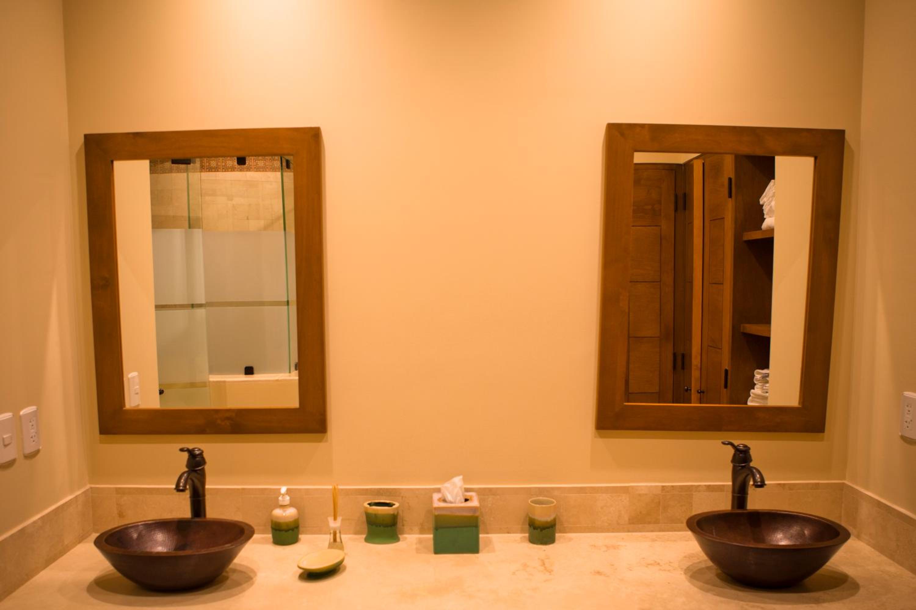 Quivira Los Cabos Condos and Homes -Vacation Rentals