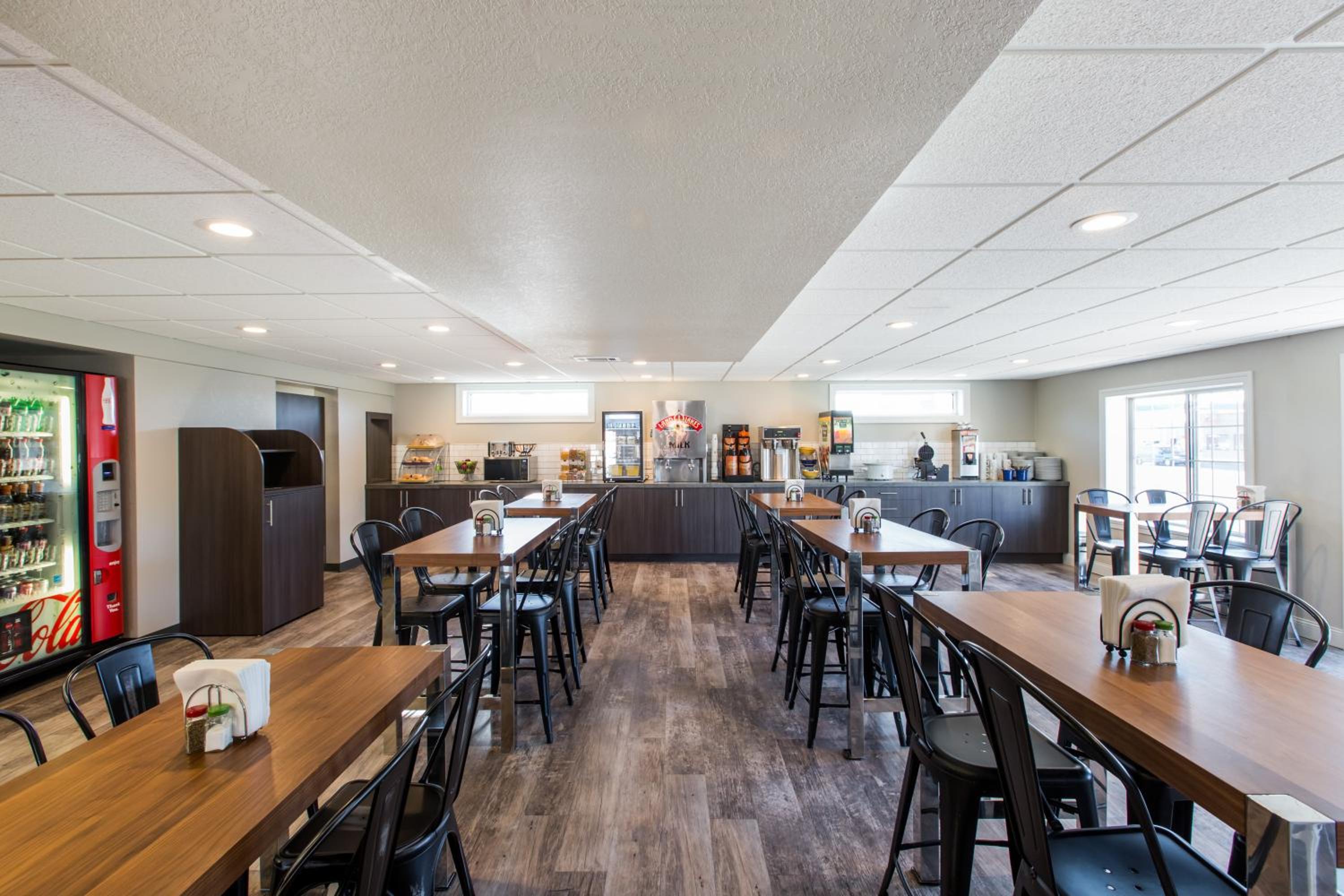 Pierre Vacations - Days Inn by Wyndham Pierre - Property Image 2