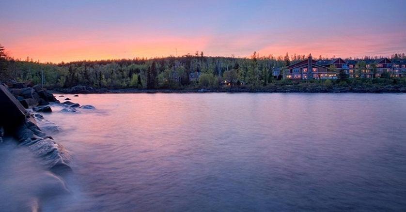 Cove Point Lodge
