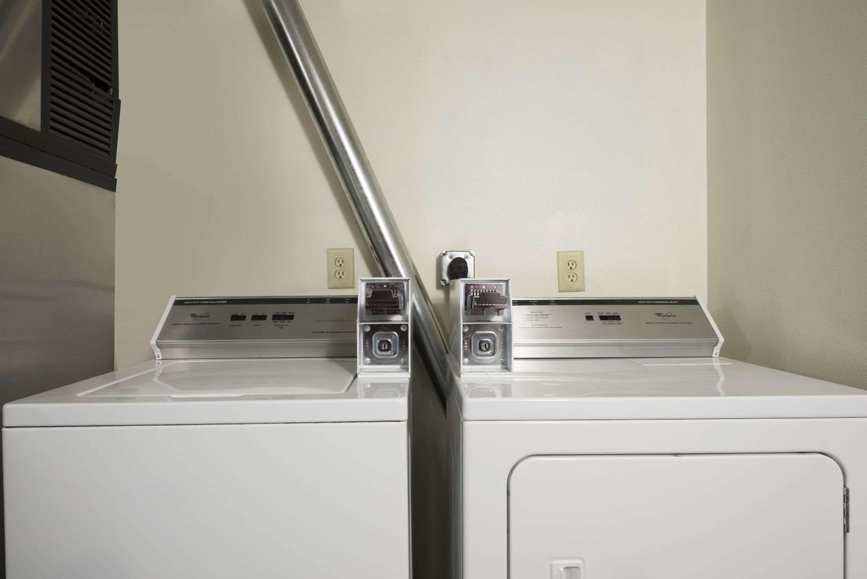 Danville Vacations - Super 8 by Wyndham Danville - Property Image 16