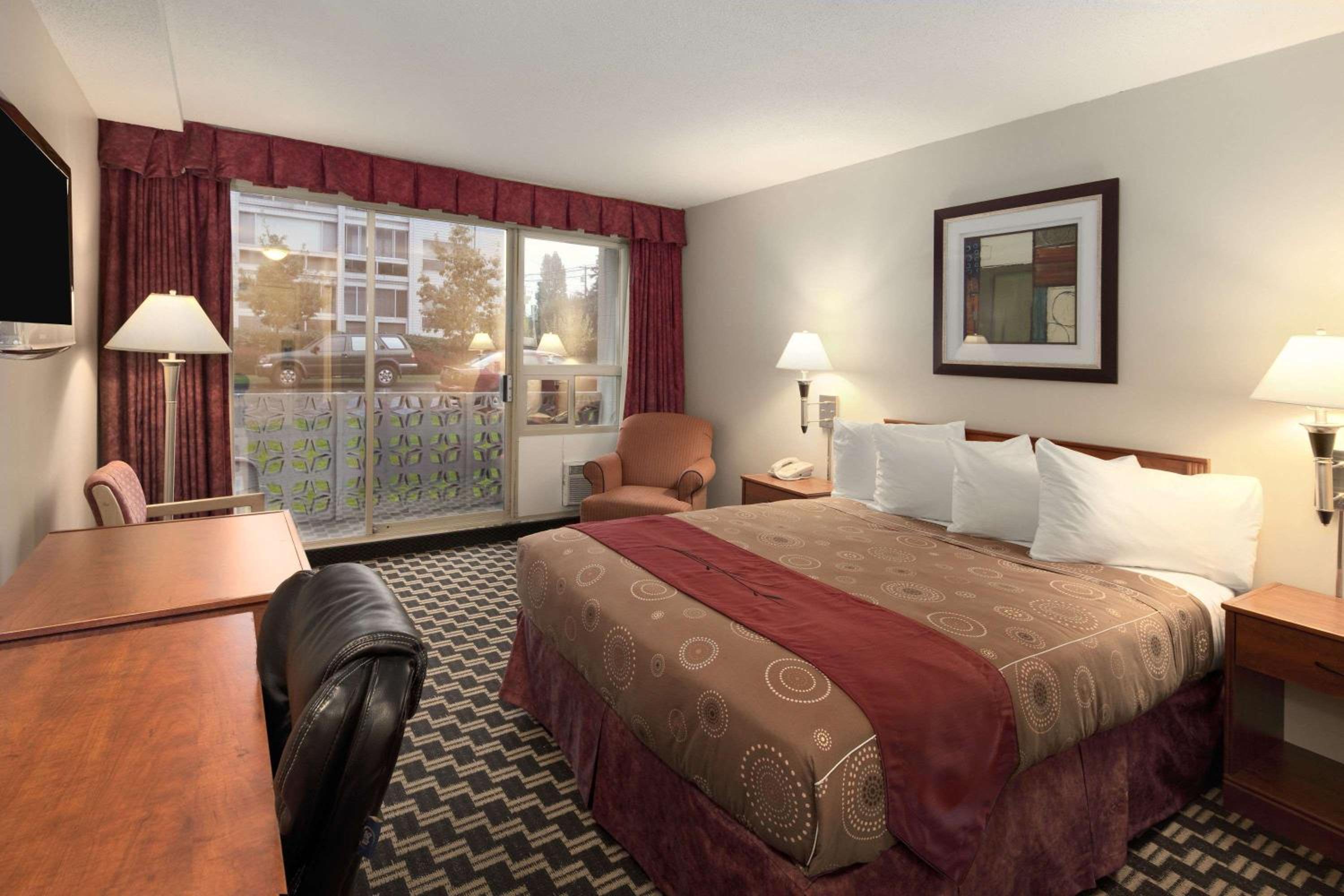 Nanaimo Vacations - Travelodge by Wyndham Nanaimo - Property Image 5