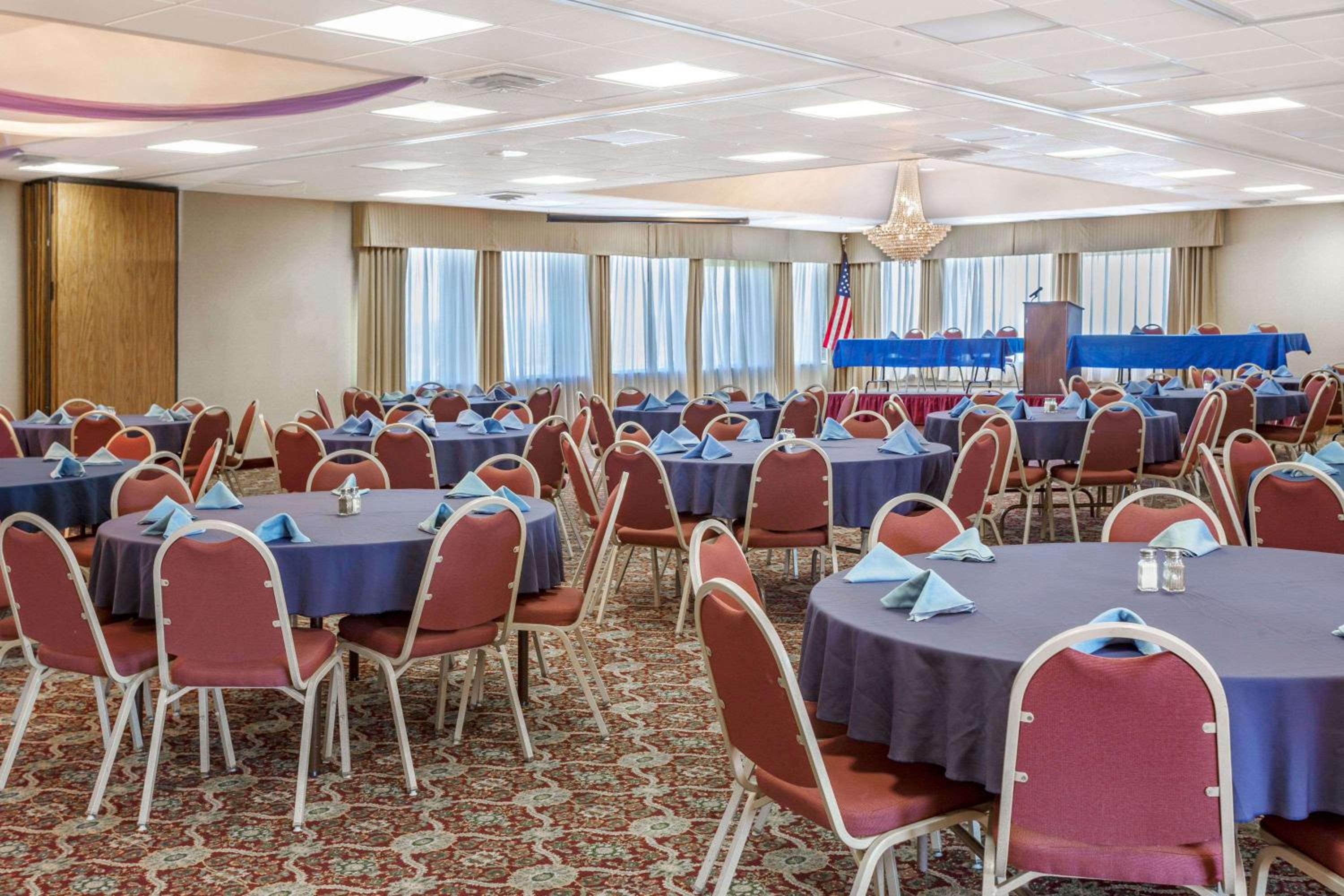 Winchester Vacations - Travelodge by Wyndham Winchester - Property Image 13