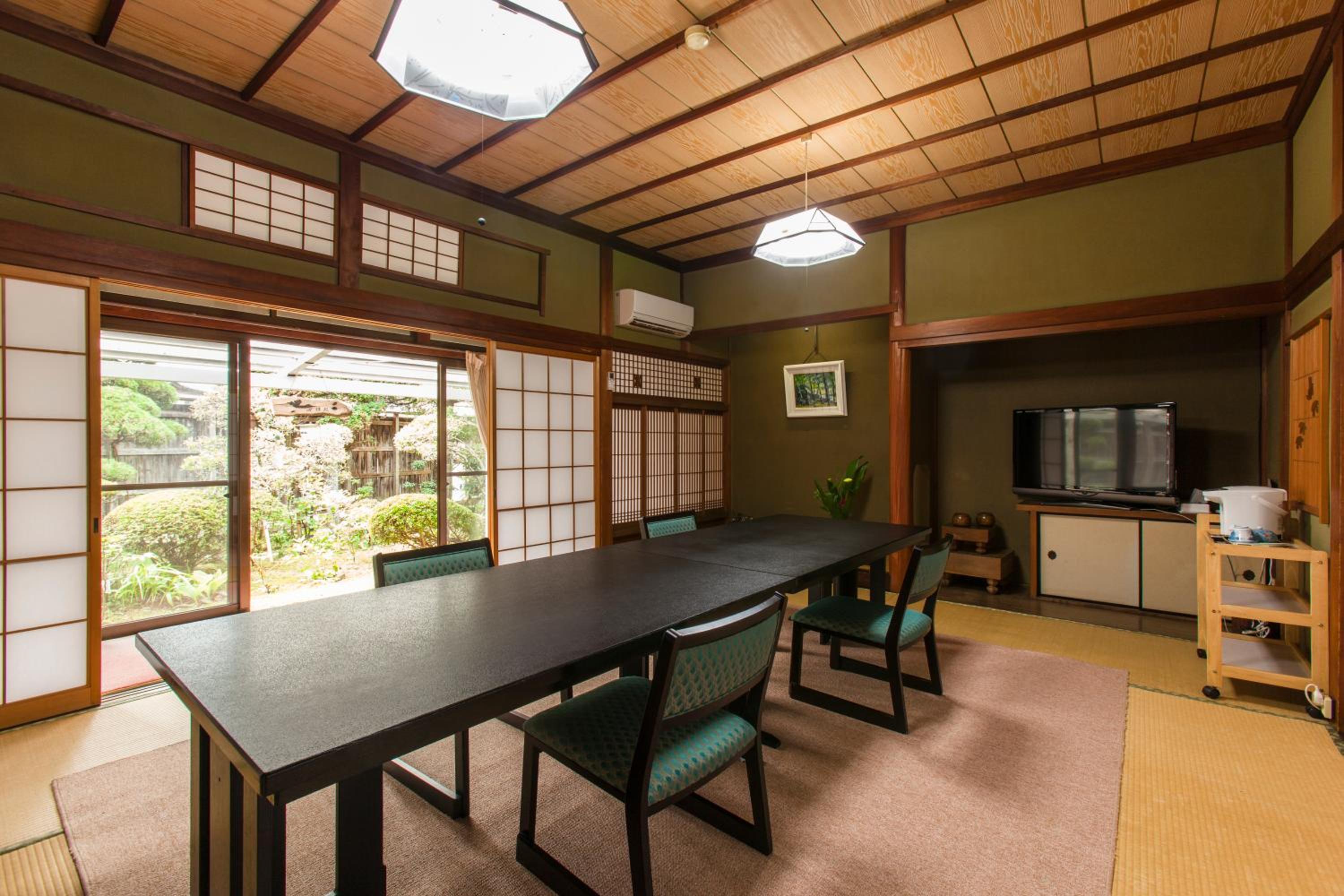 Photo 11