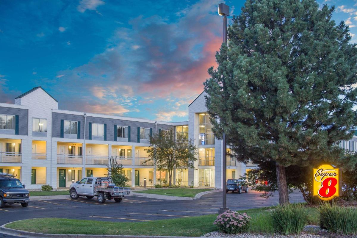 hotel building