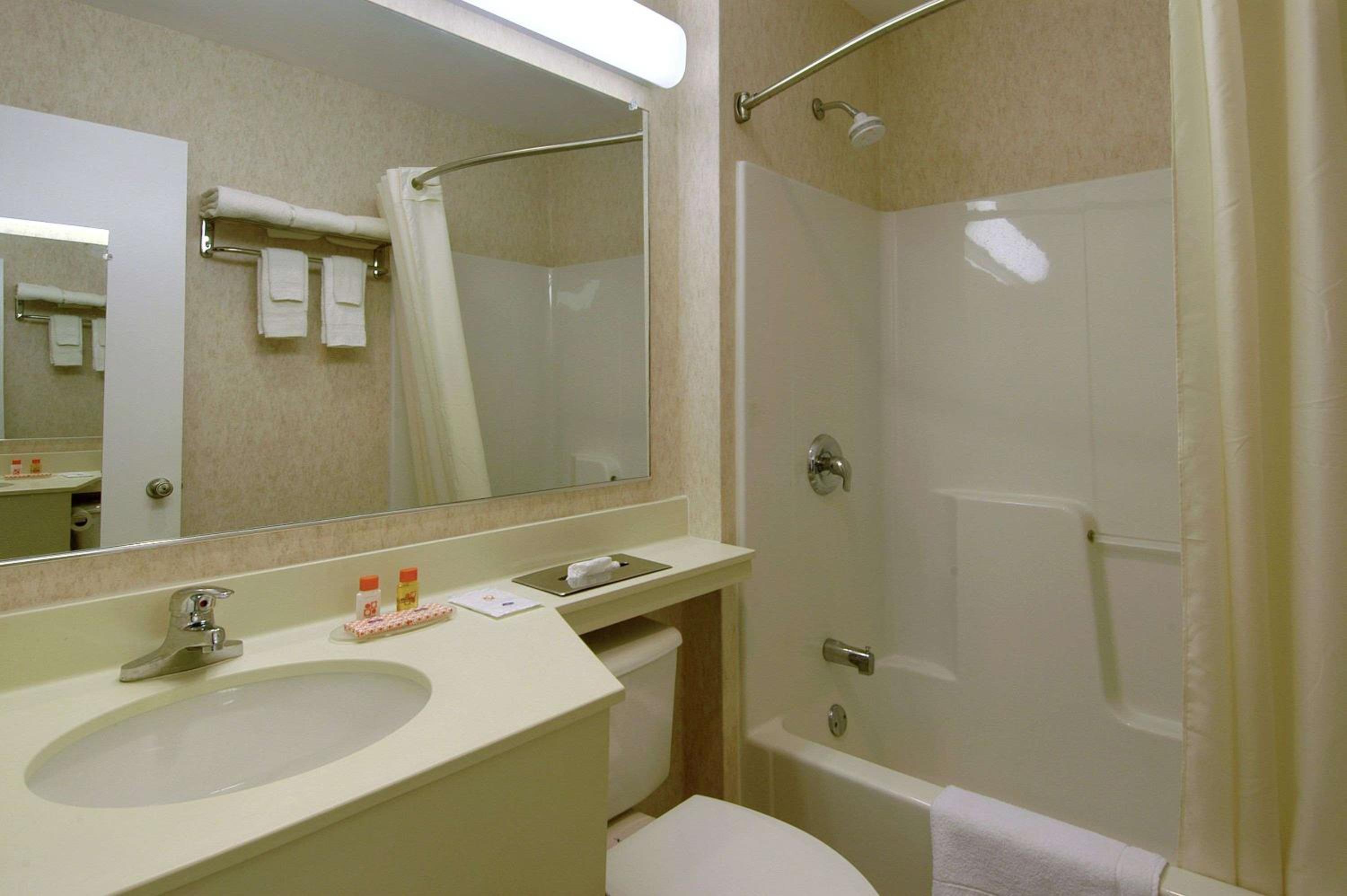Howard Johnson by Wyndham Williamstown, 사진 22