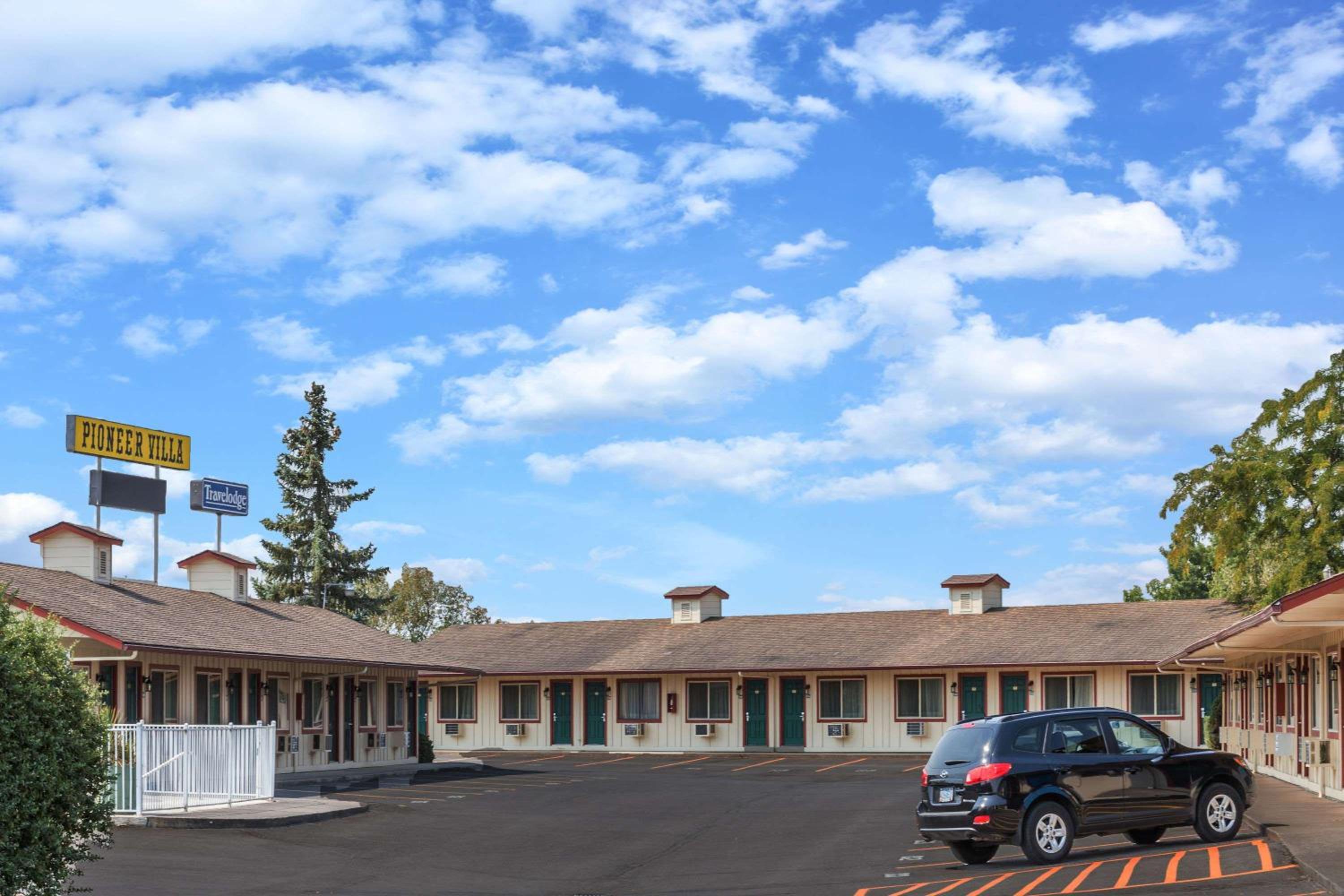 Travelodge by Wyndham Pioneer Villa view 2