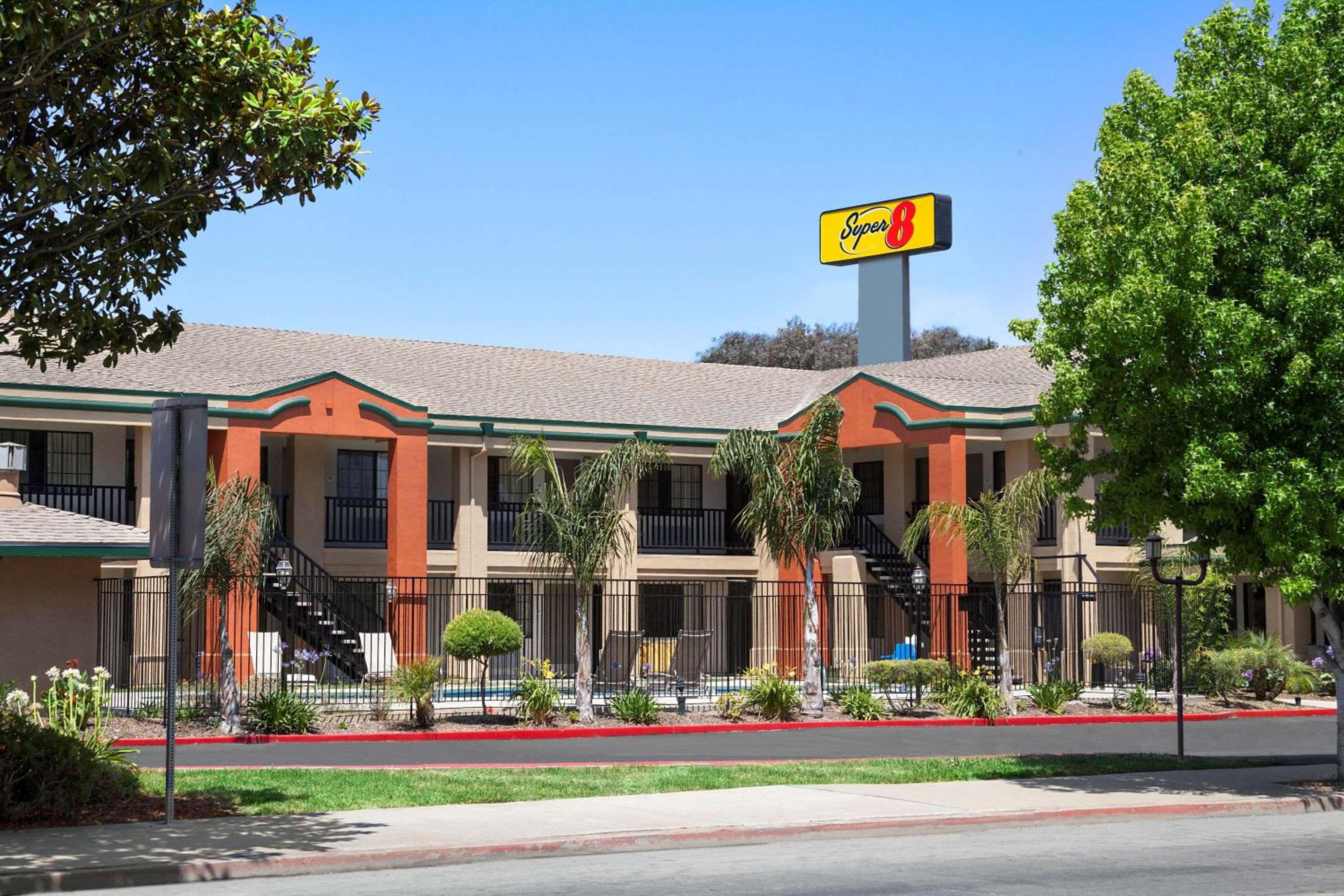 Super 8 by Wyndham Salinas, 사진 13