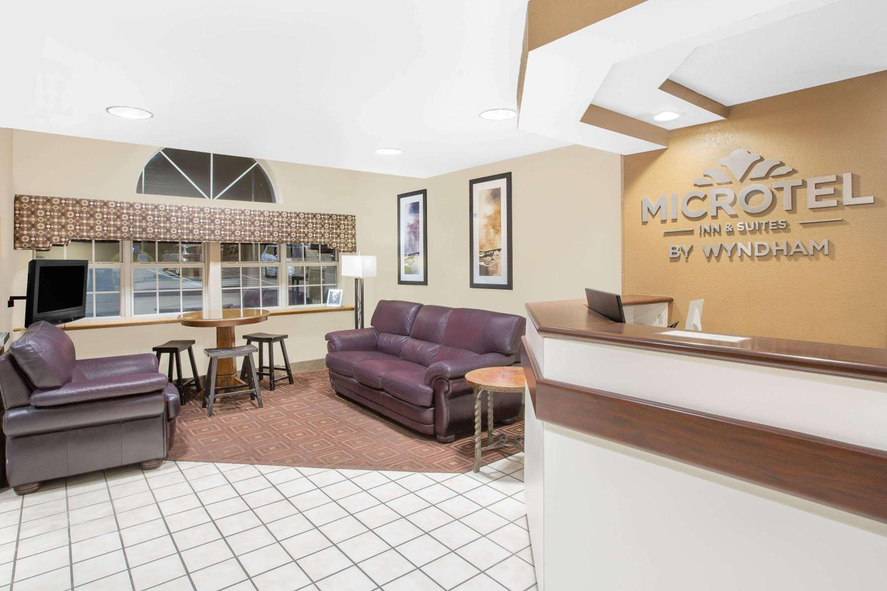 Microtel Inn & Suites by Wyndham Franklin view 5