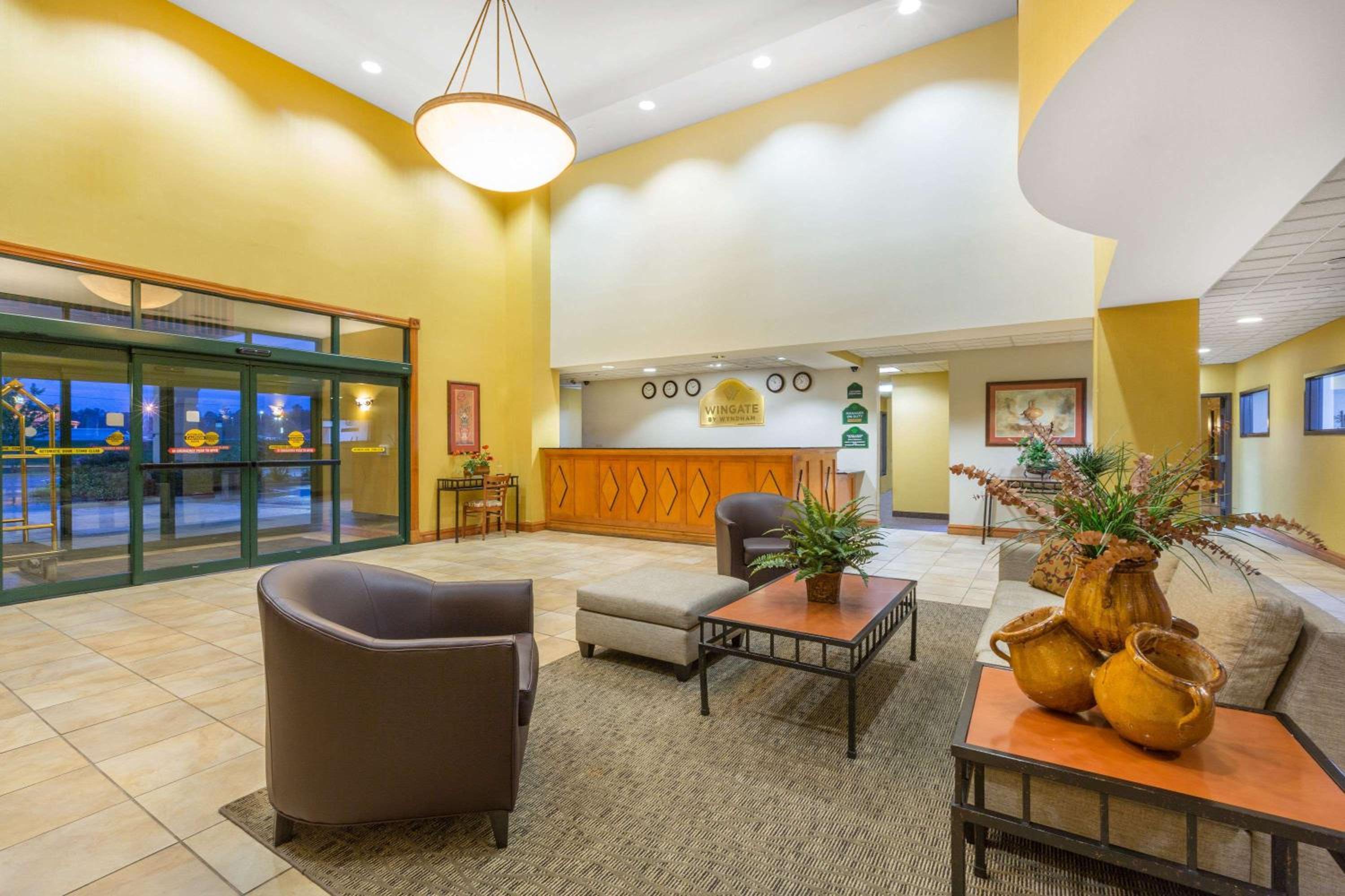 West Monroe Vacations - Wingate by Wyndham West Monroe - Property Image 8