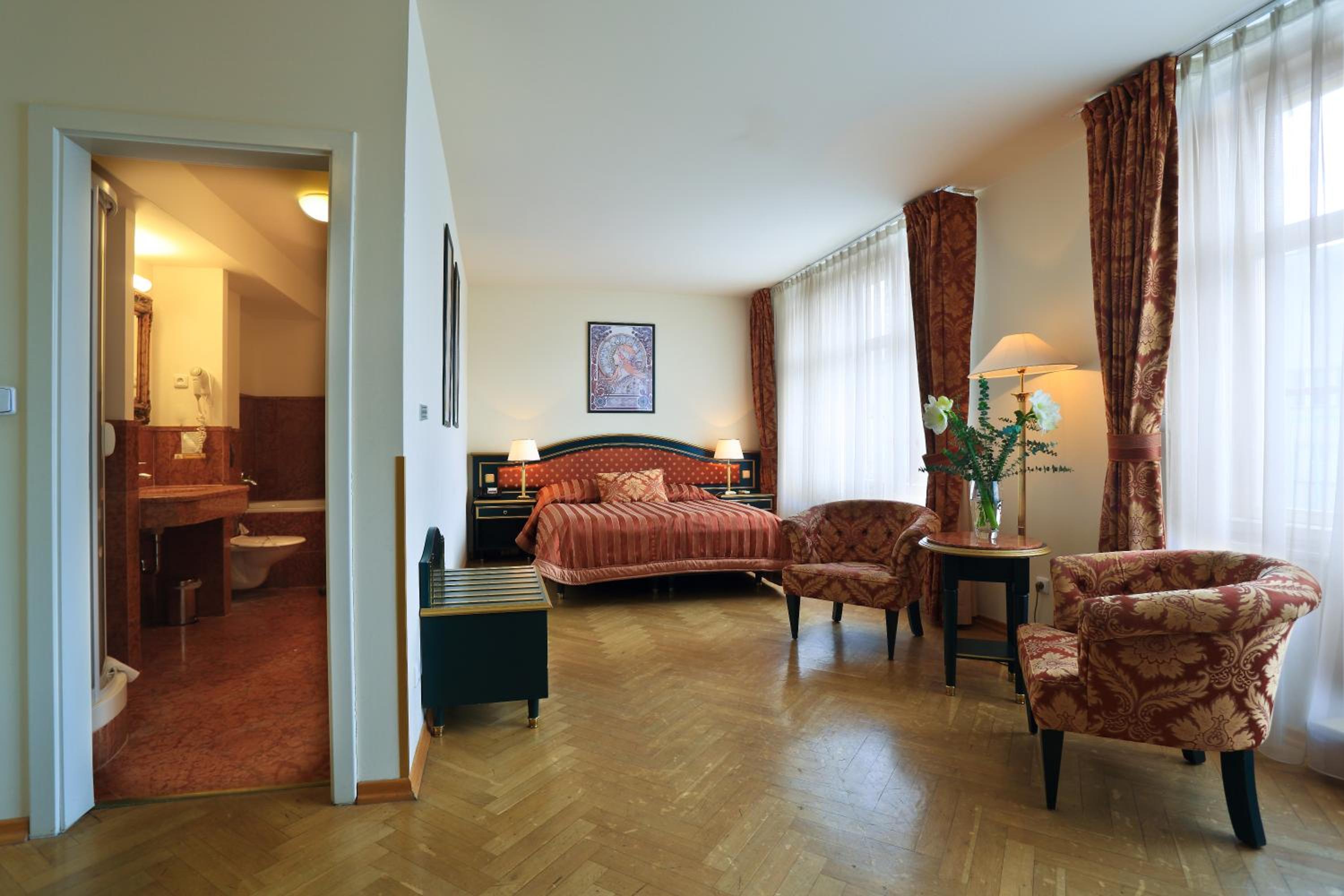 Elysee Hotel photo 14 of 41