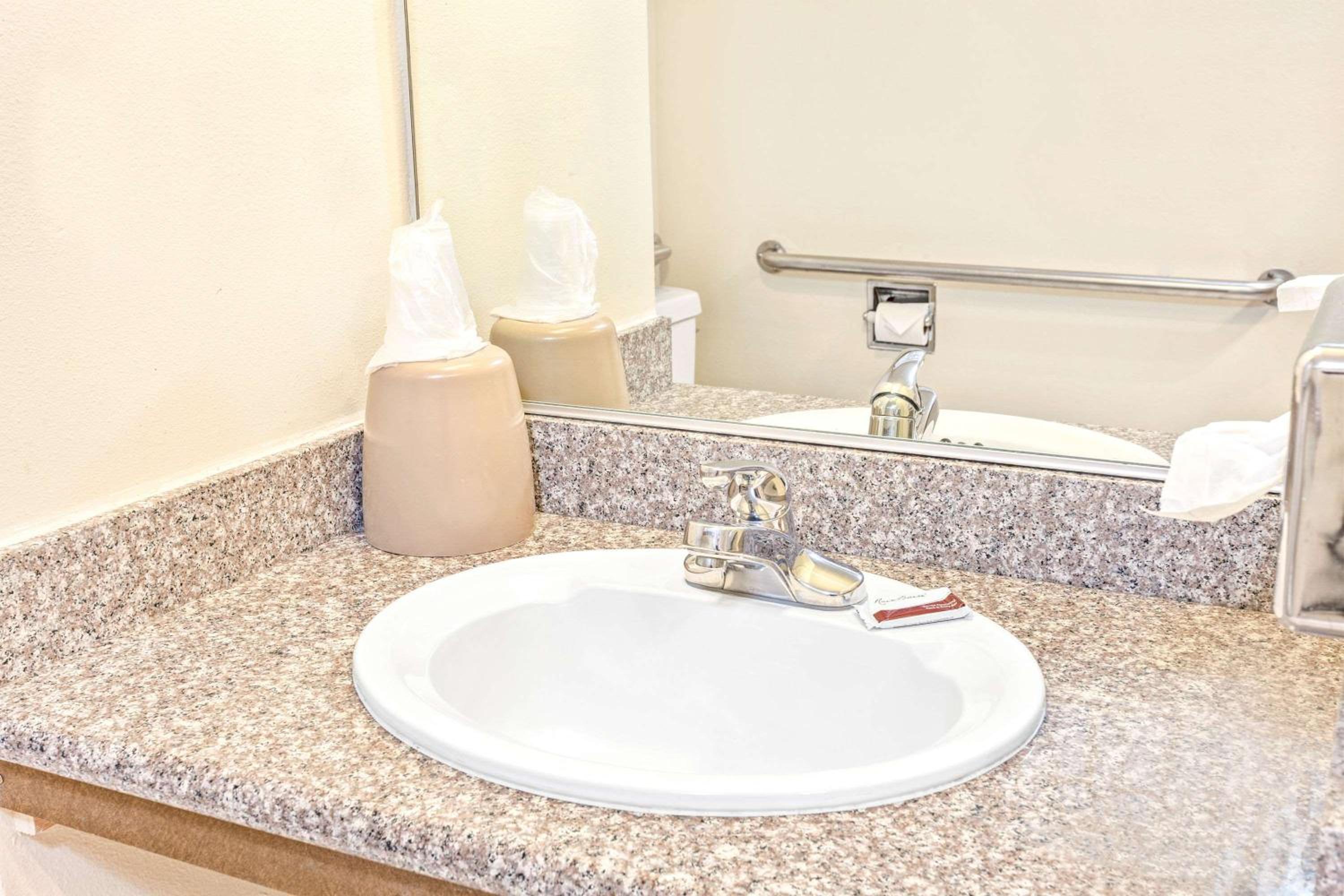 Woodland Hills Vacations - Vantage Point Inn - Woodland Hills - Property Image 4