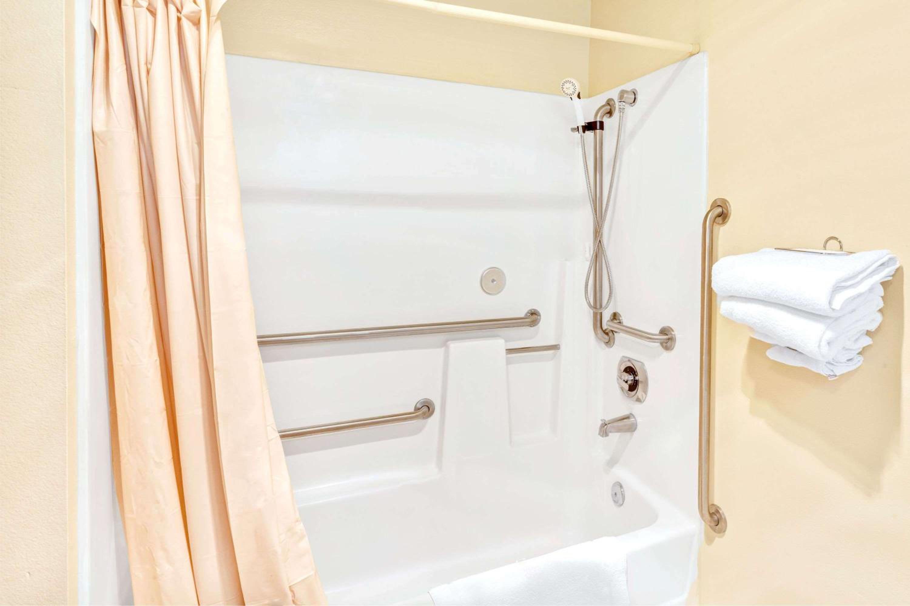 Woodland Hills Vacations - Vantage Point Inn - Woodland Hills - Property Image 5
