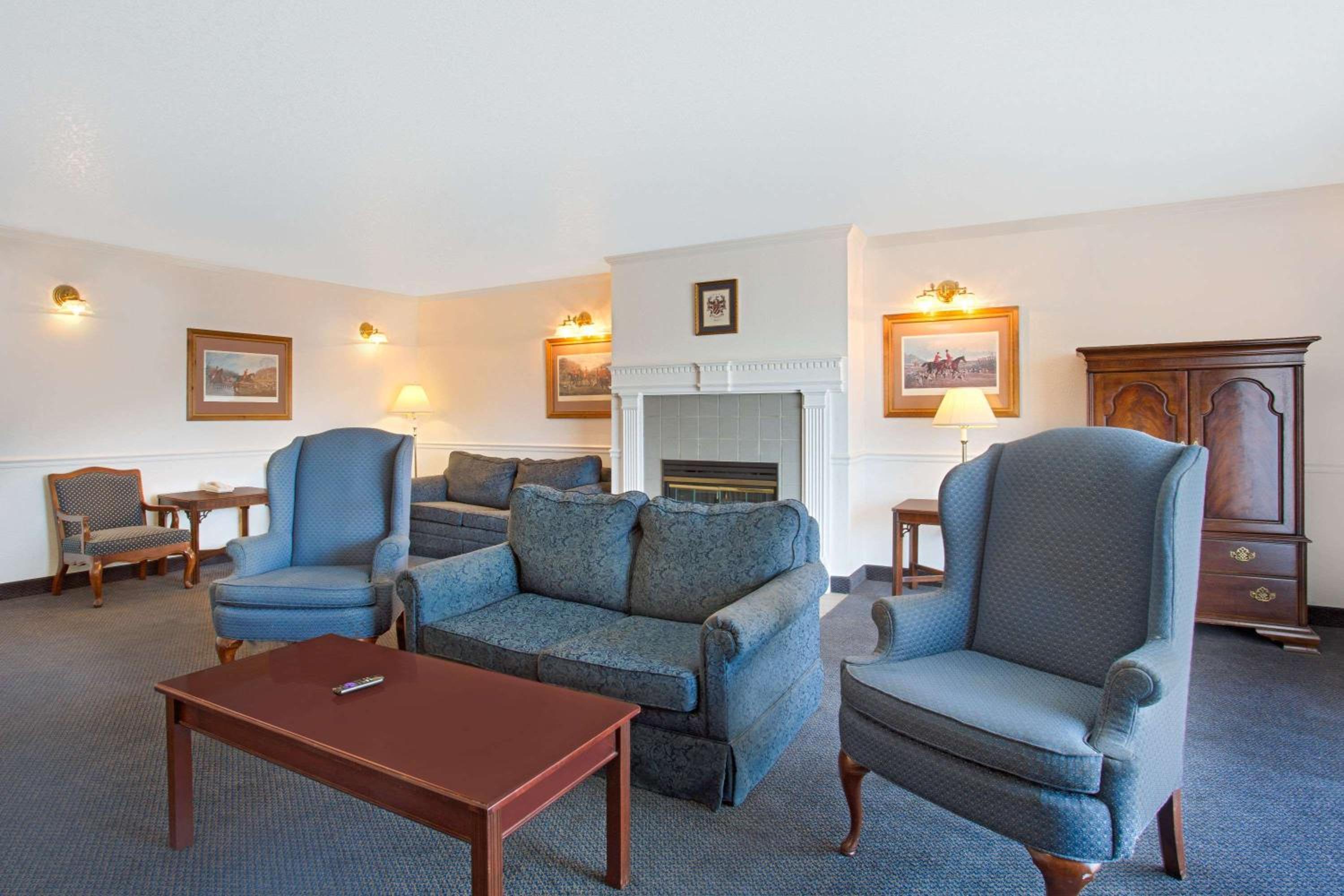 Super 8 by Wyndham Oroville - Property Image 32