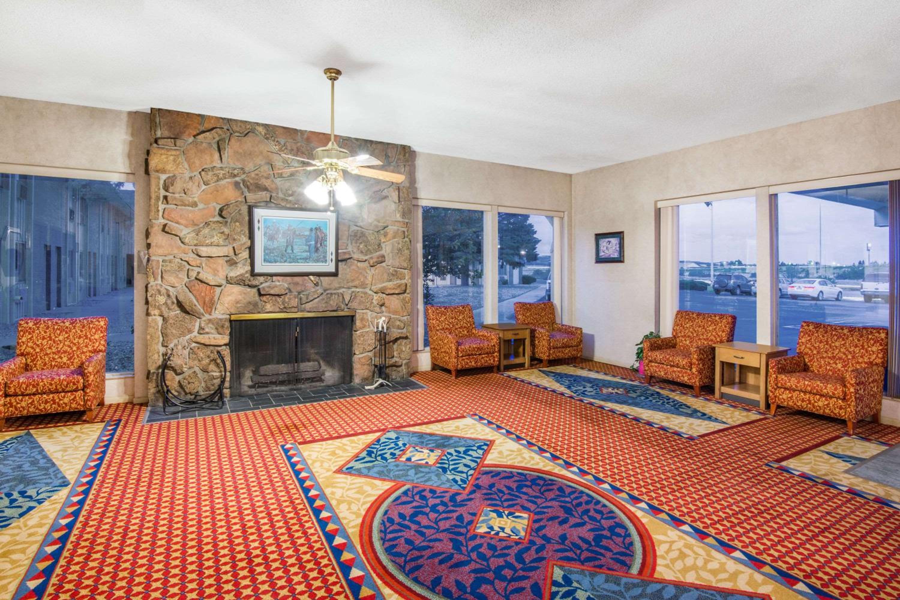 Laramie Vacations - Travelodge by Wyndham Laramie - Property Image 3
