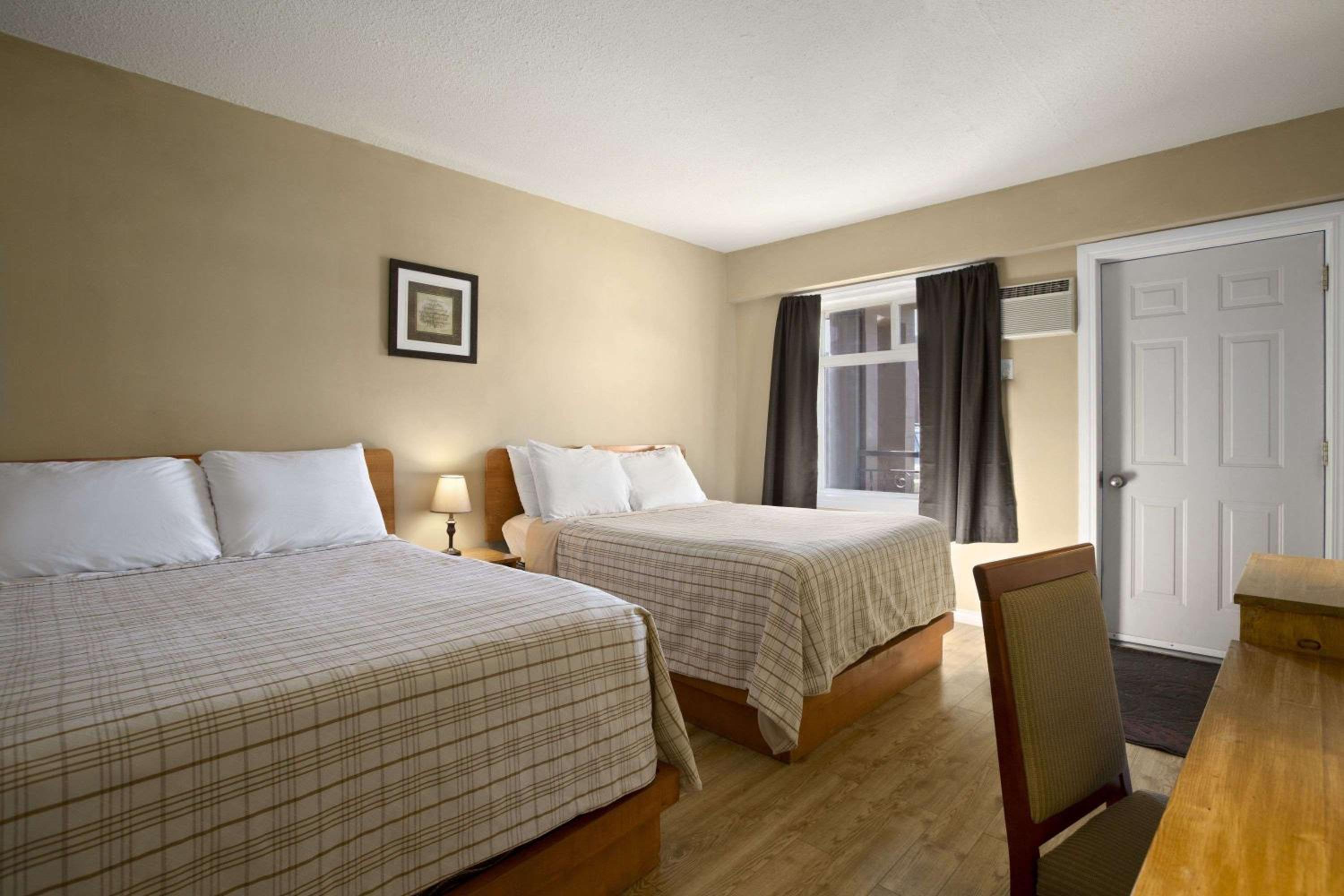 Nice Inn Edmonton
