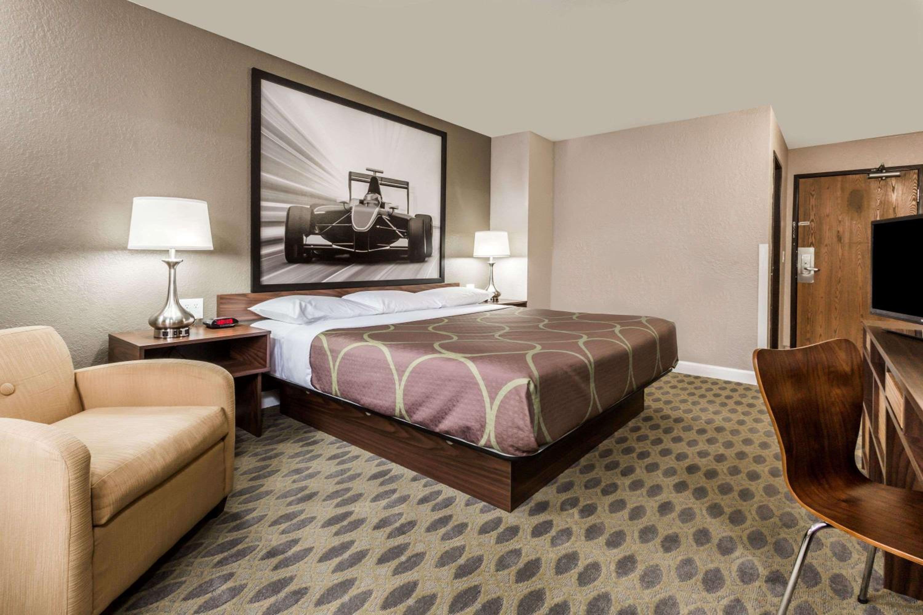 Willows Vacations - Super 8 by Wyndham Willows - Property Image 20