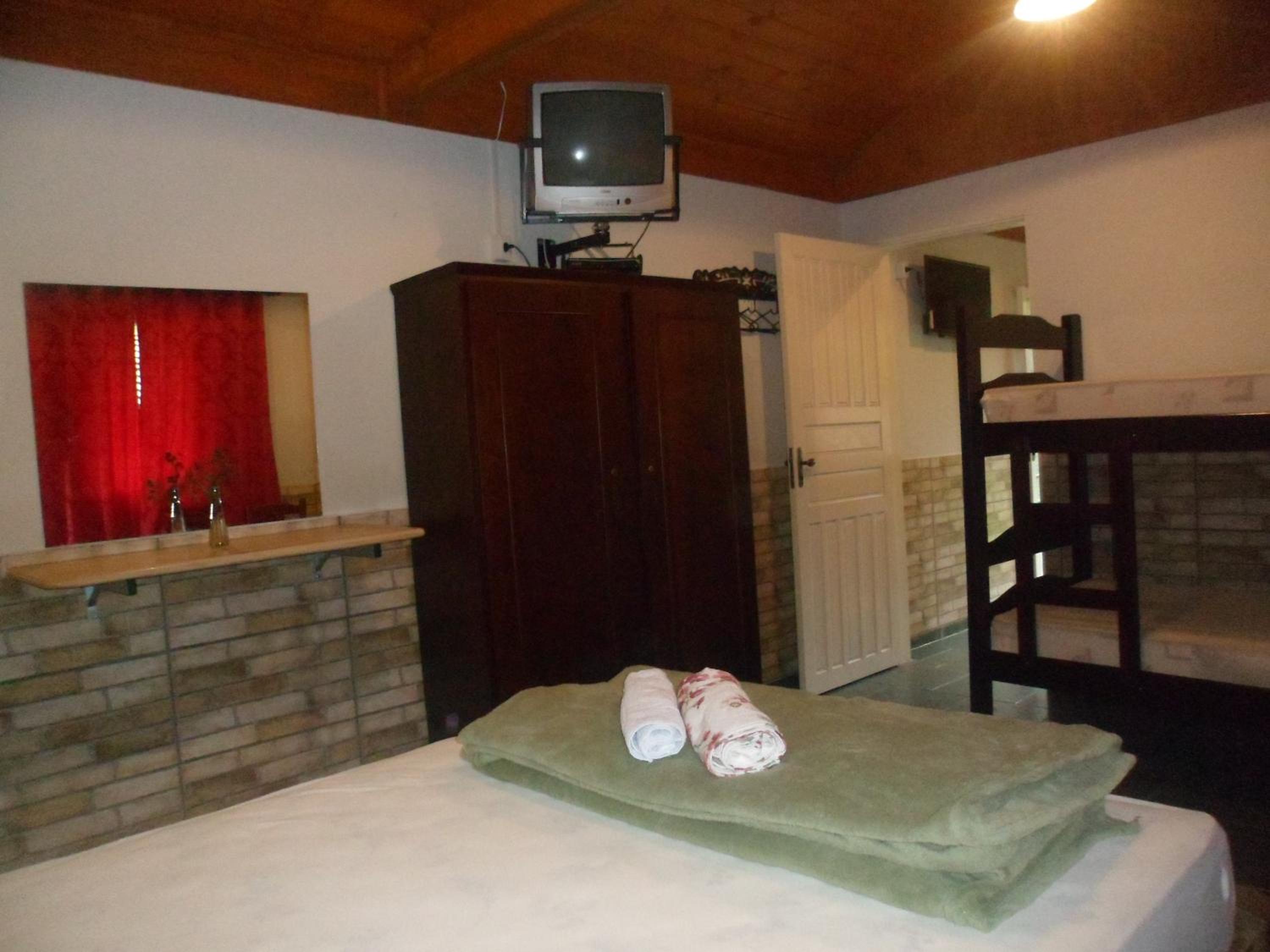 Photo 42