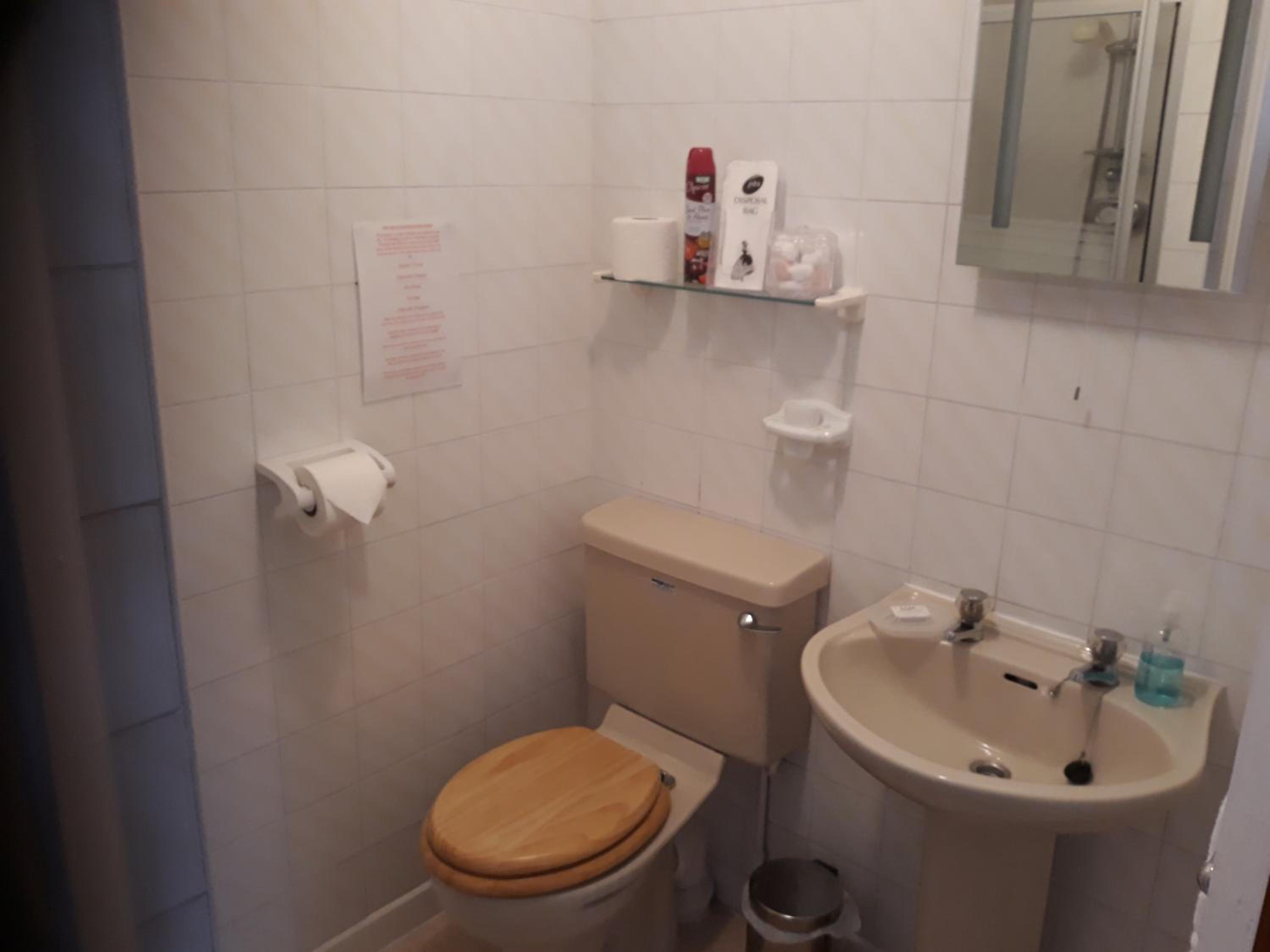 Glenavon Guest House