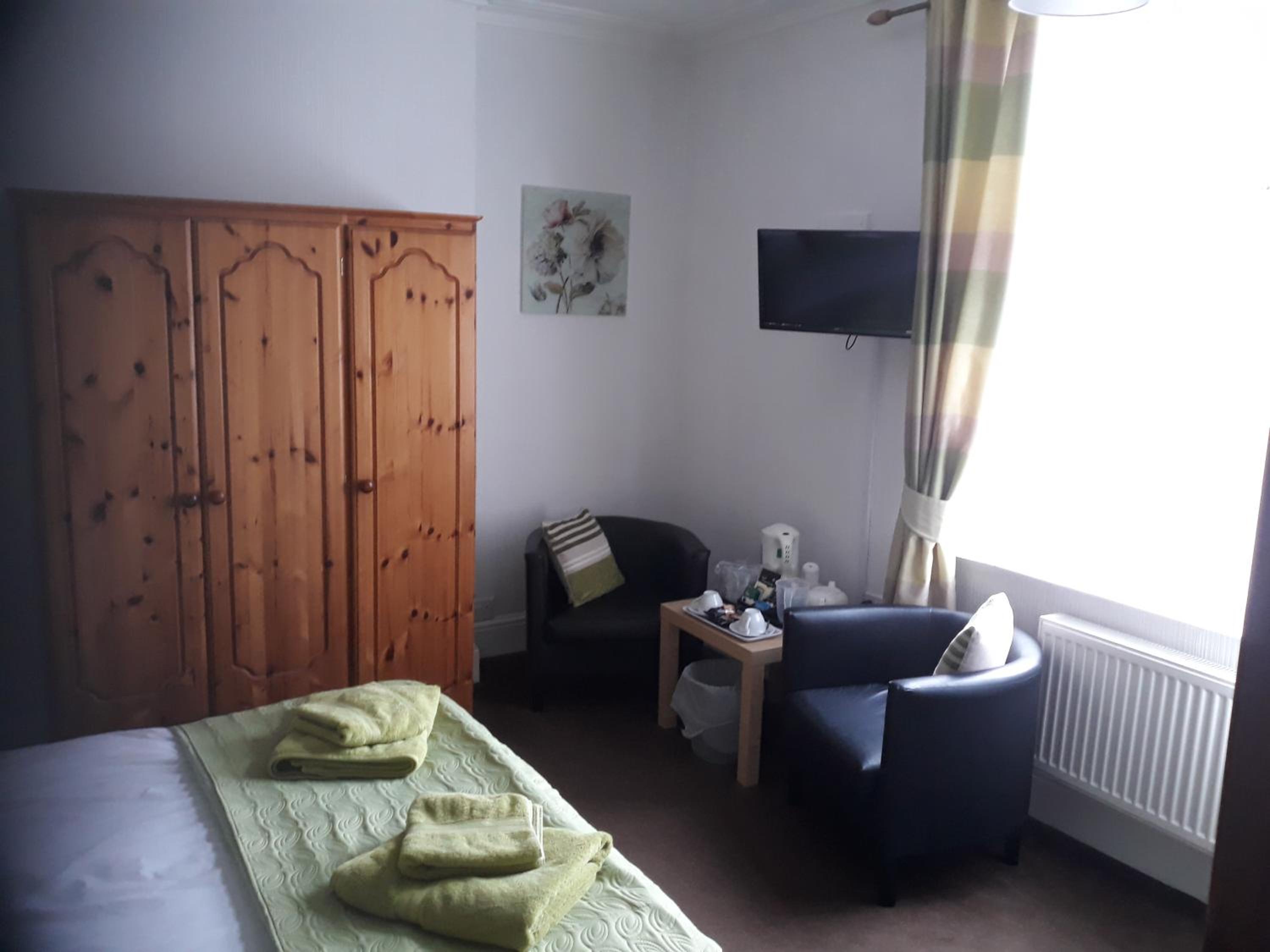Glenavon Guest House