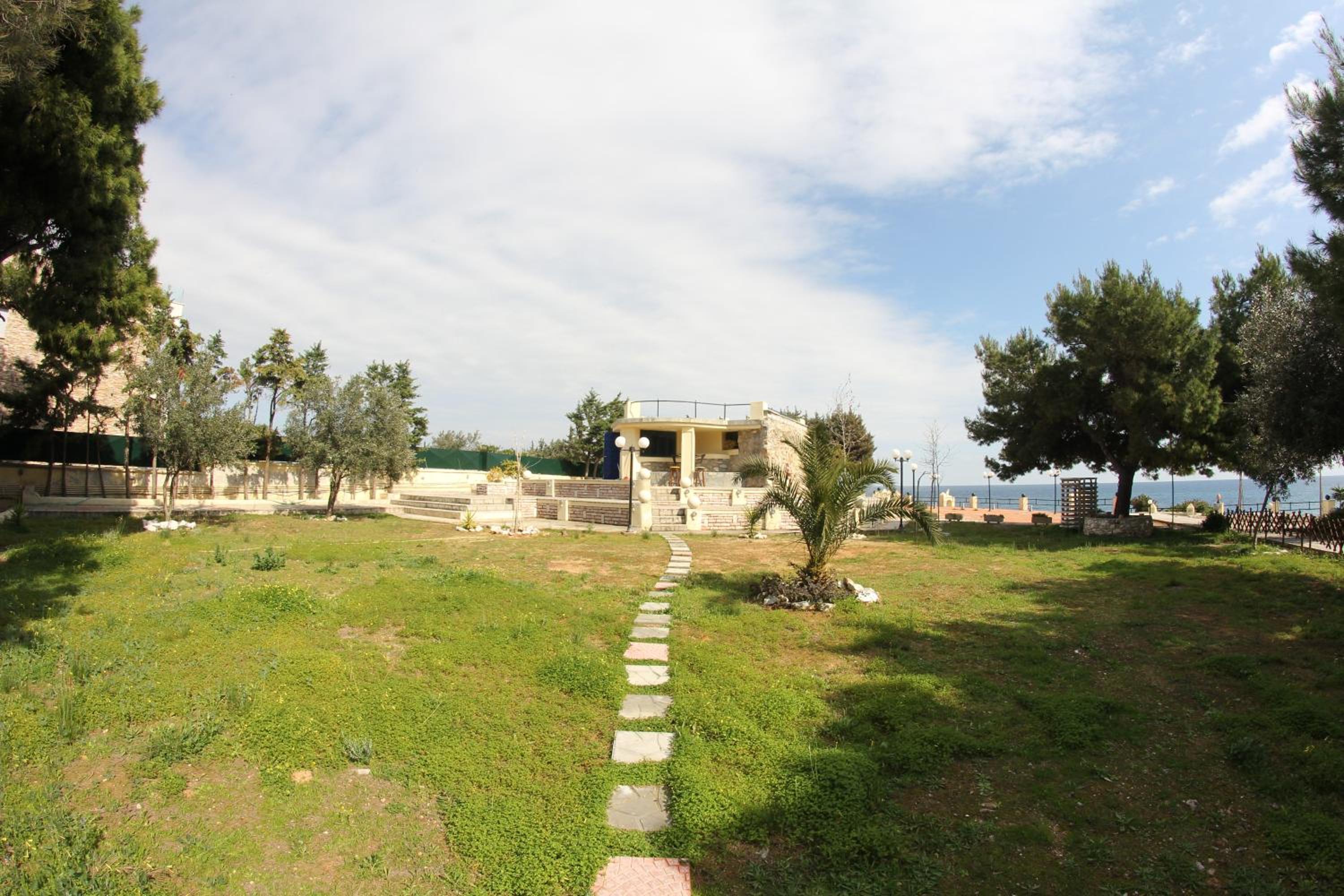 Photo 40