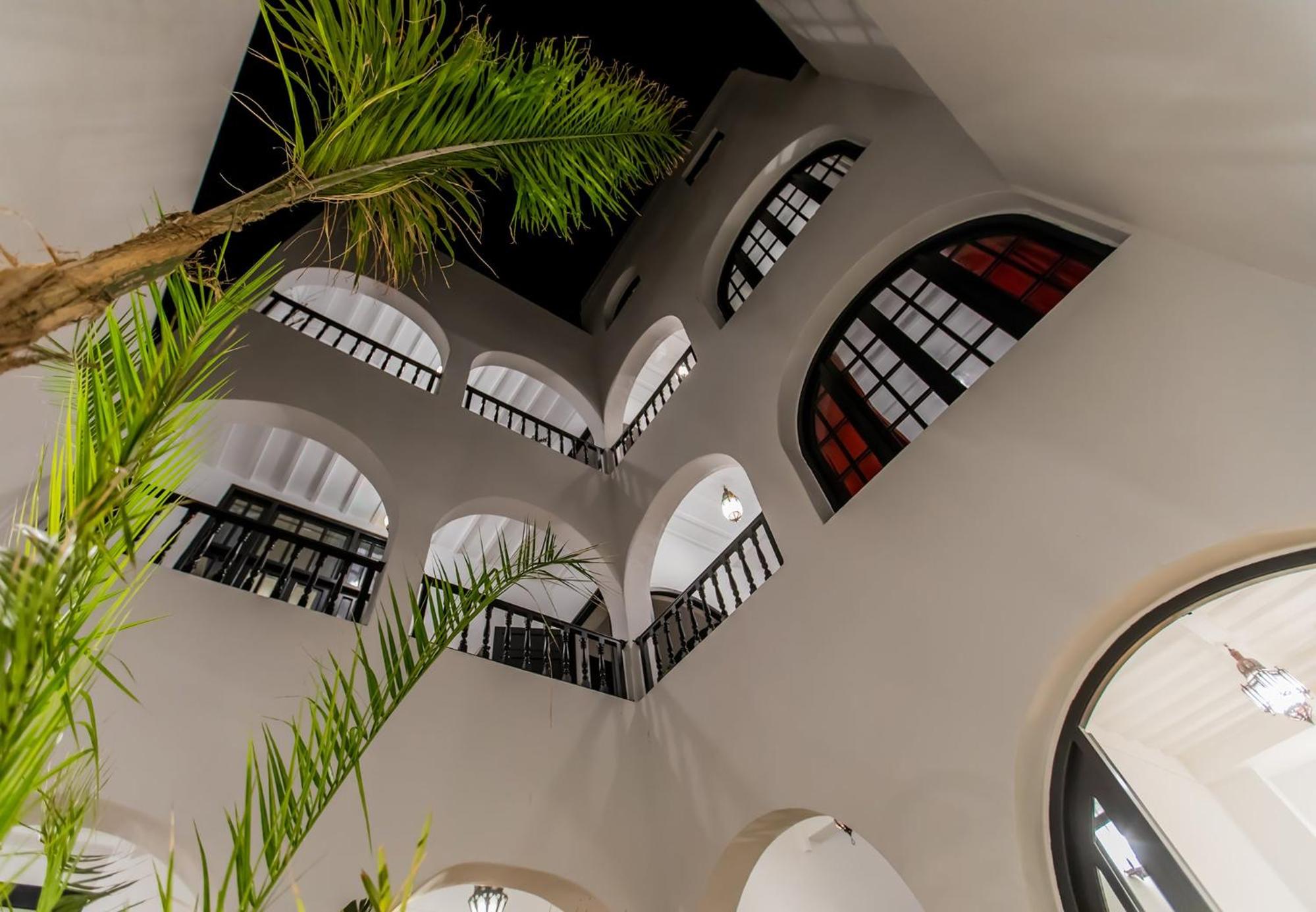 Riad Dar Awil