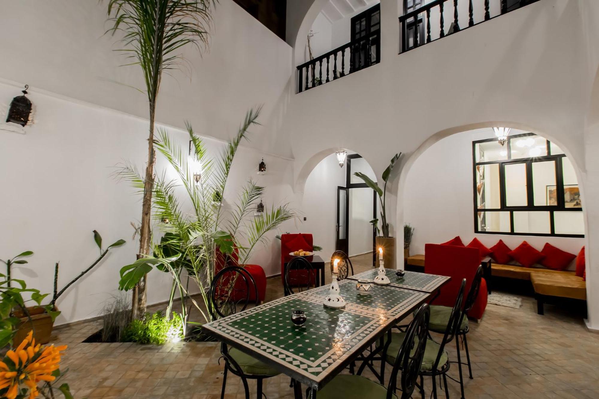 Riad Dar Awil