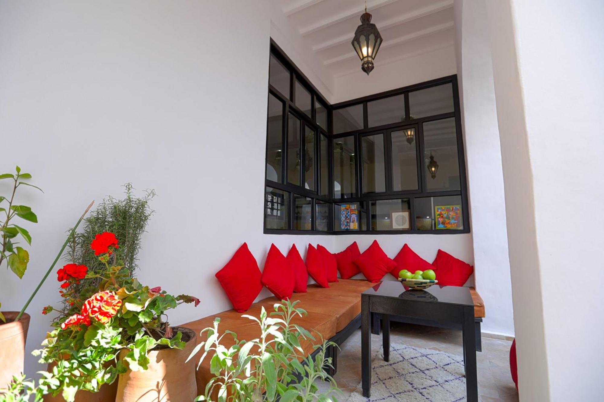 Riad Dar Awil