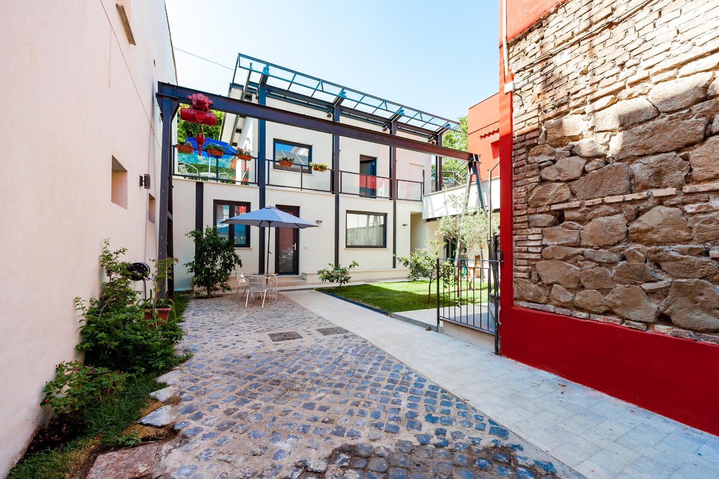 Il Giardino Dell'Argano Rosso