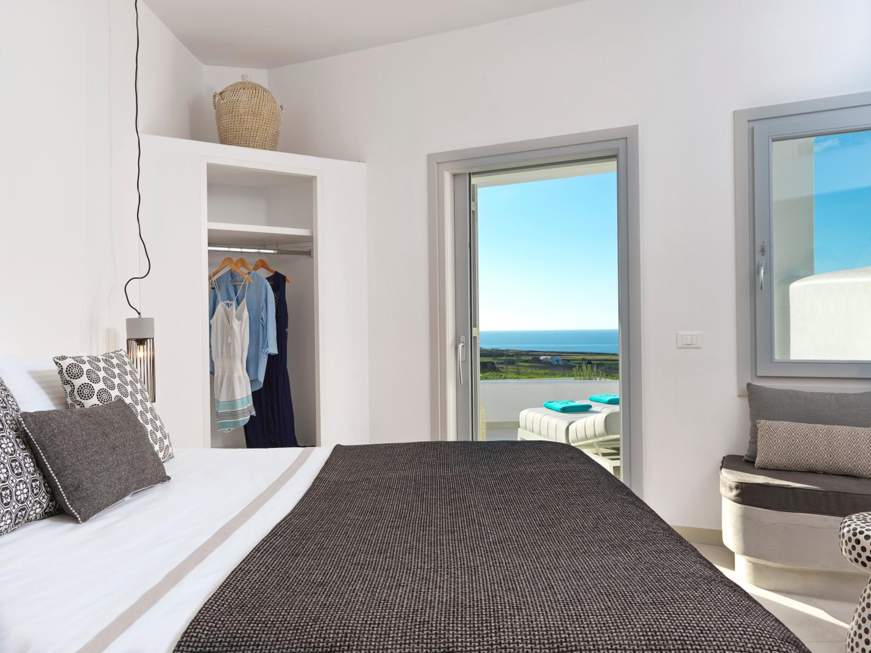 Oia Vacations - Myst Boutique Hotel - Property Image 9