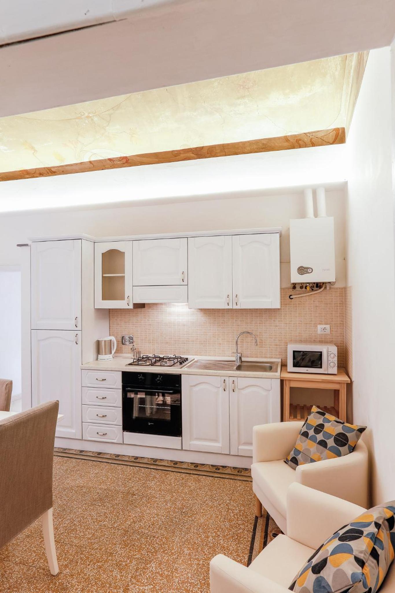 Locanda dei Poeti Rooms & Apartments