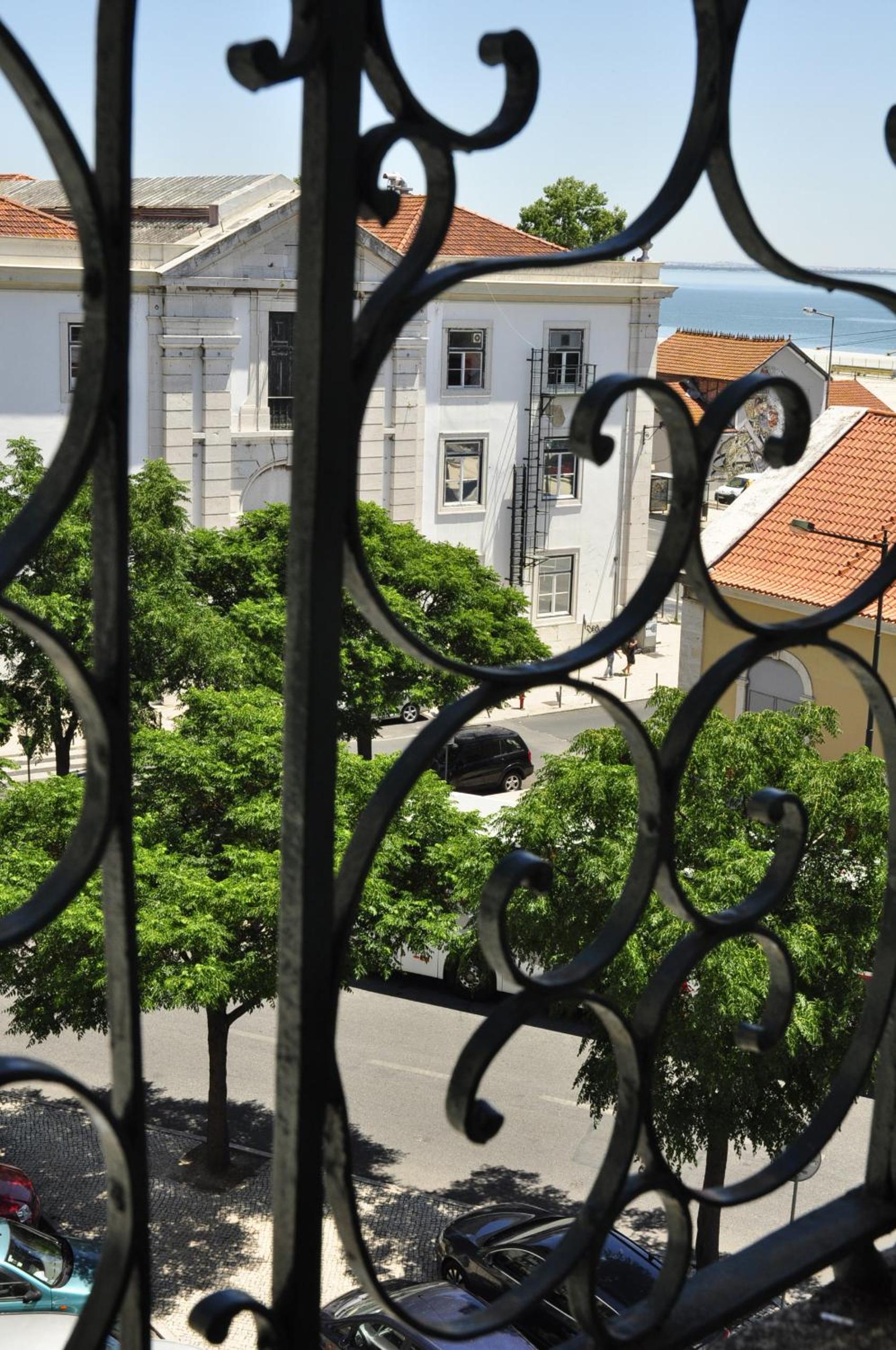 Alfama District by be@Home 12