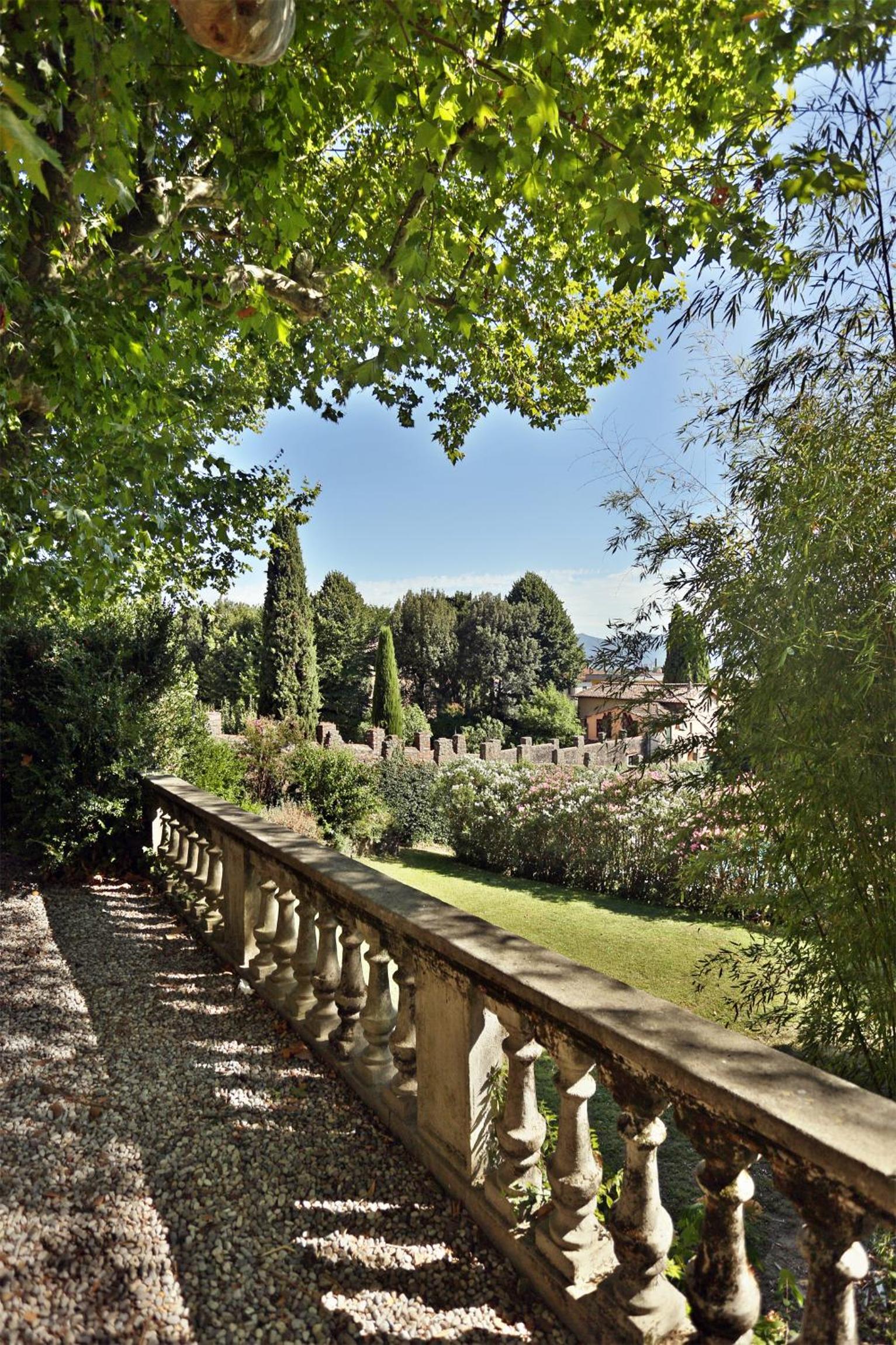 Villa Trenta Prestigious Villa Enchanting Garden