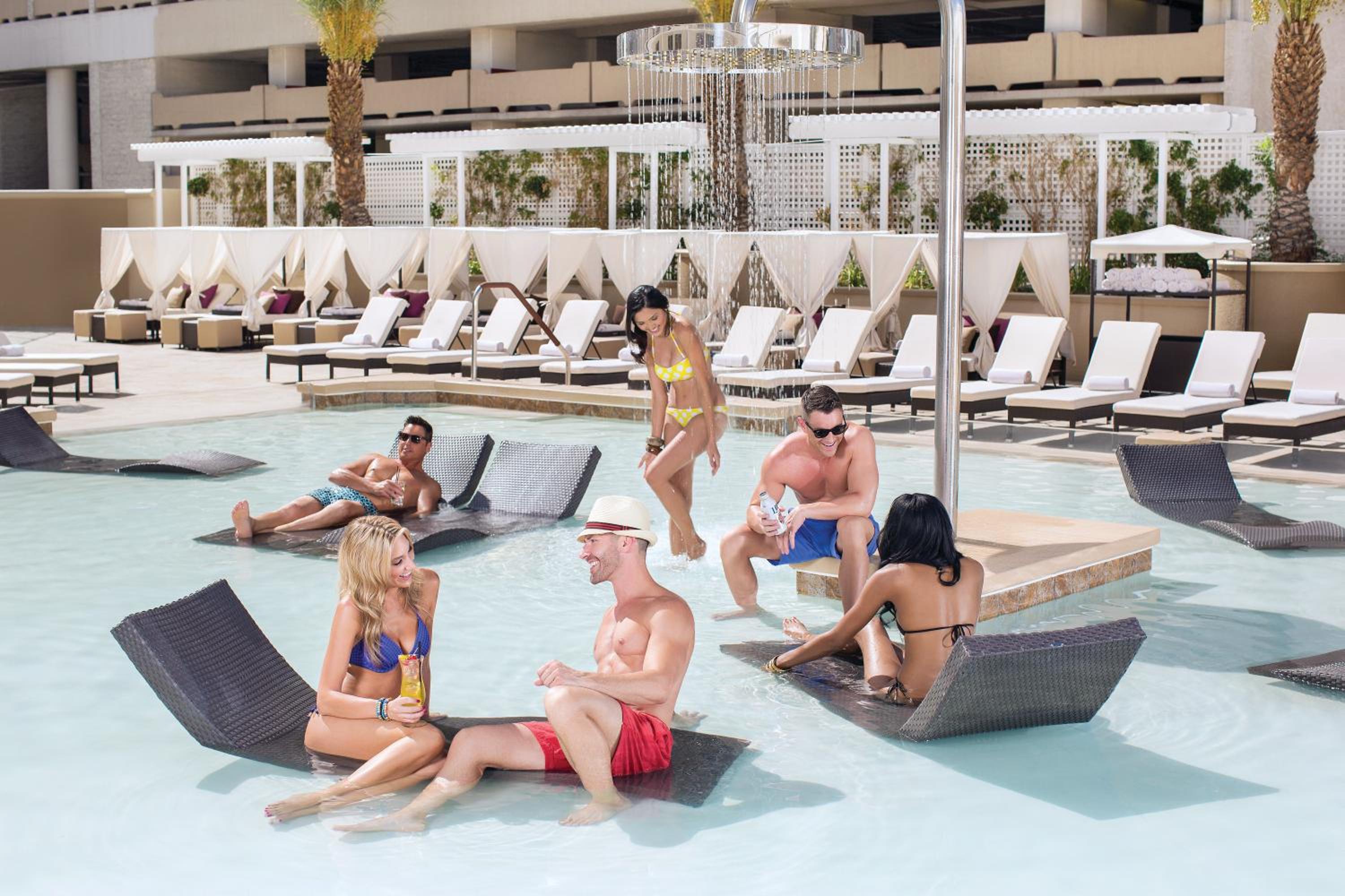 Harrah's Las Vegas, A Caesars Destination 4