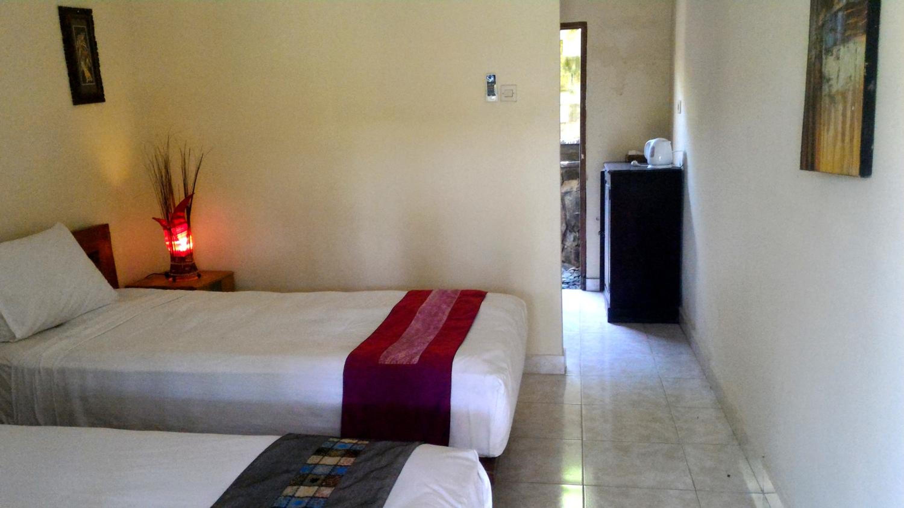 Astawa House