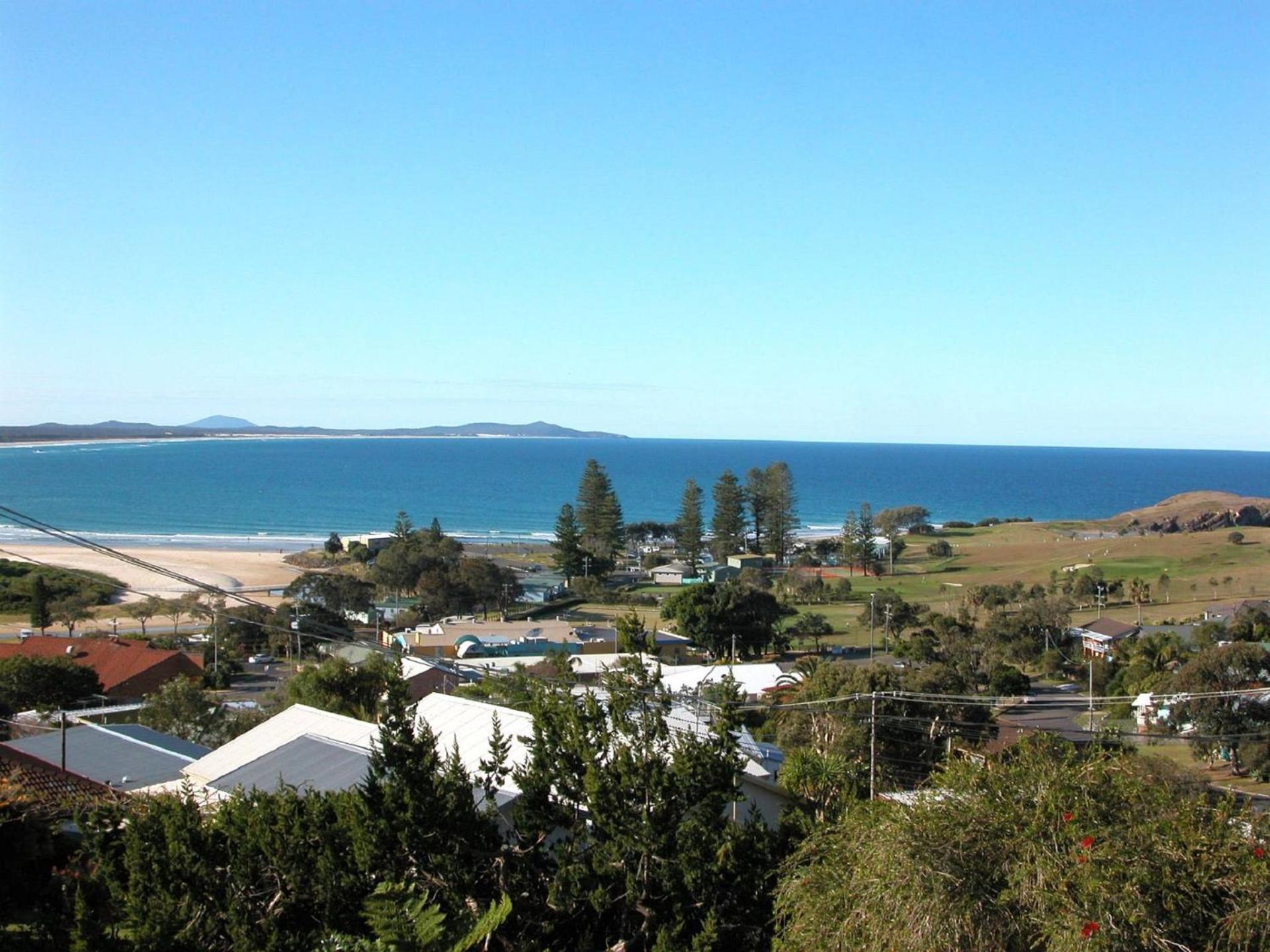 Awesome View, 4 View Street