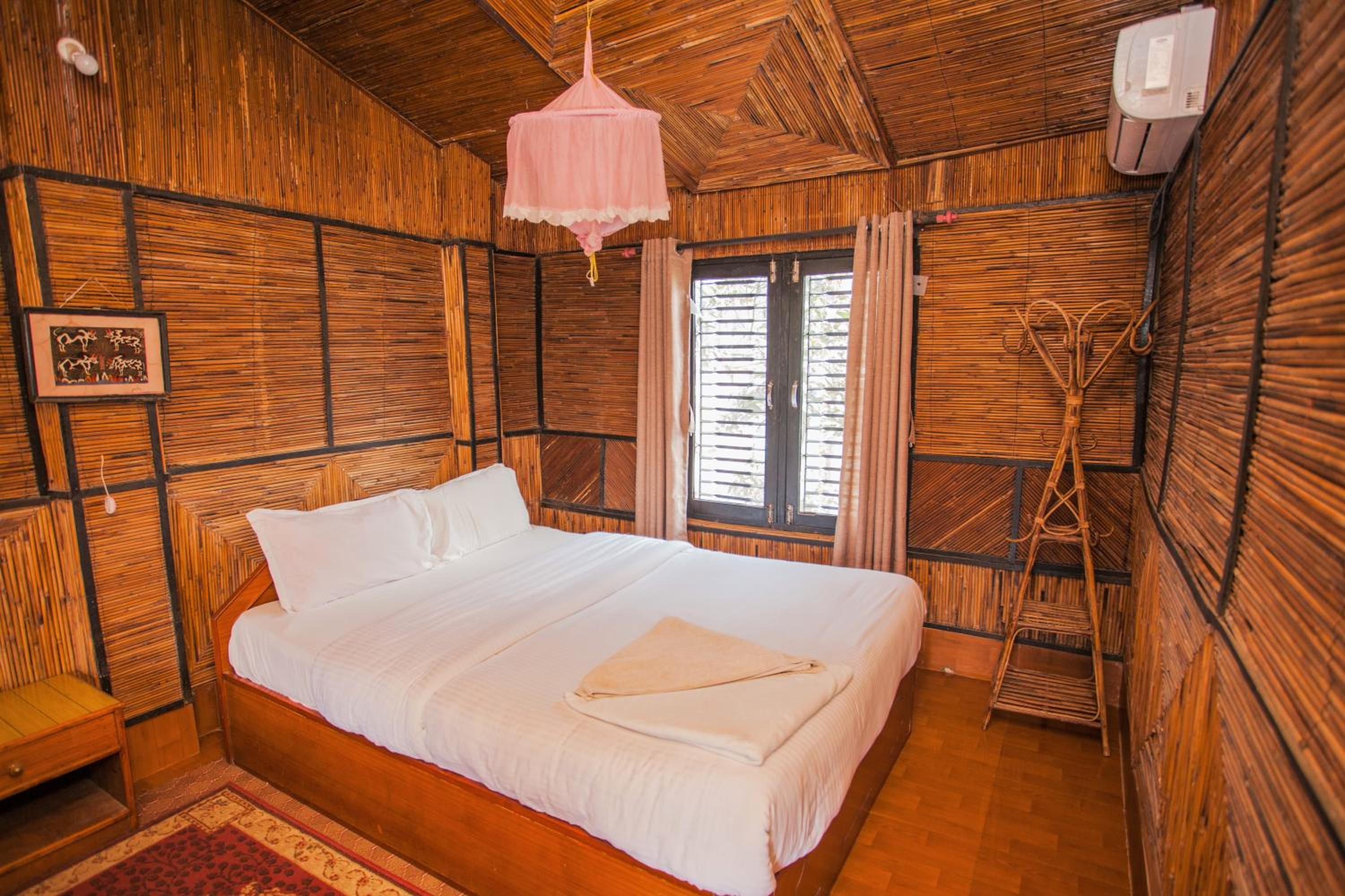 Chitwan Tiger Camp