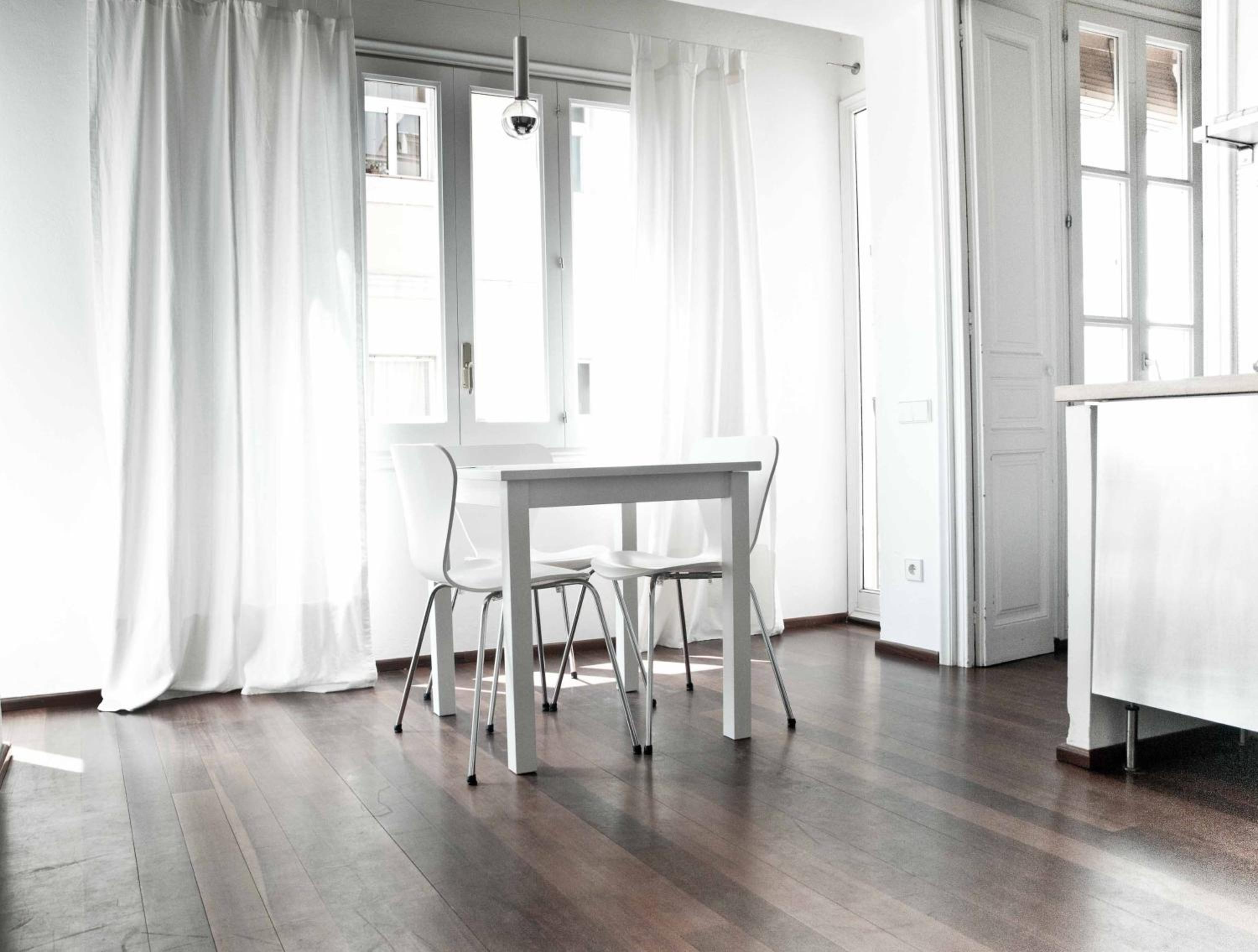 Barceloneta Suites Apartments Market