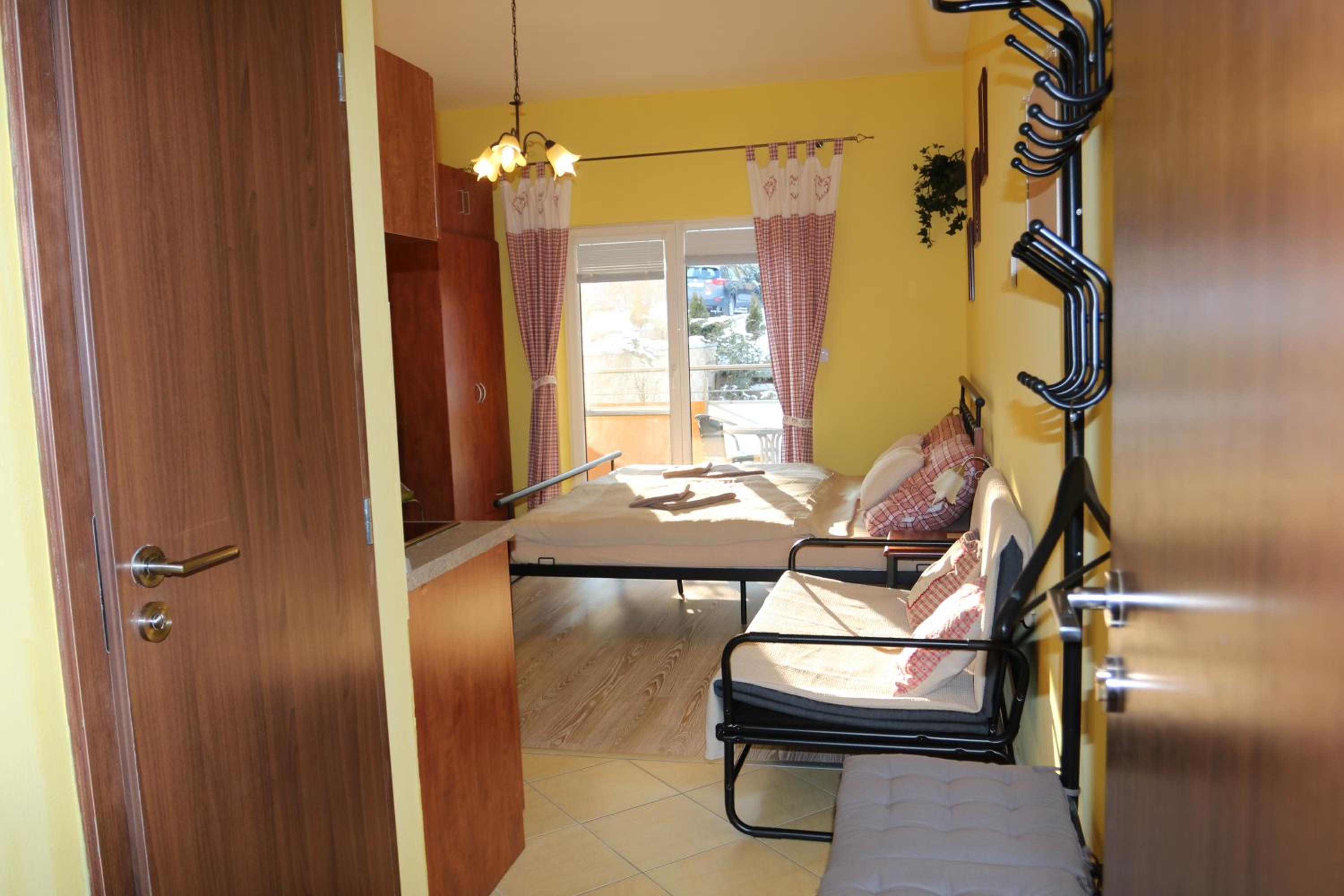 Apartmán Beta Podhájska view 2