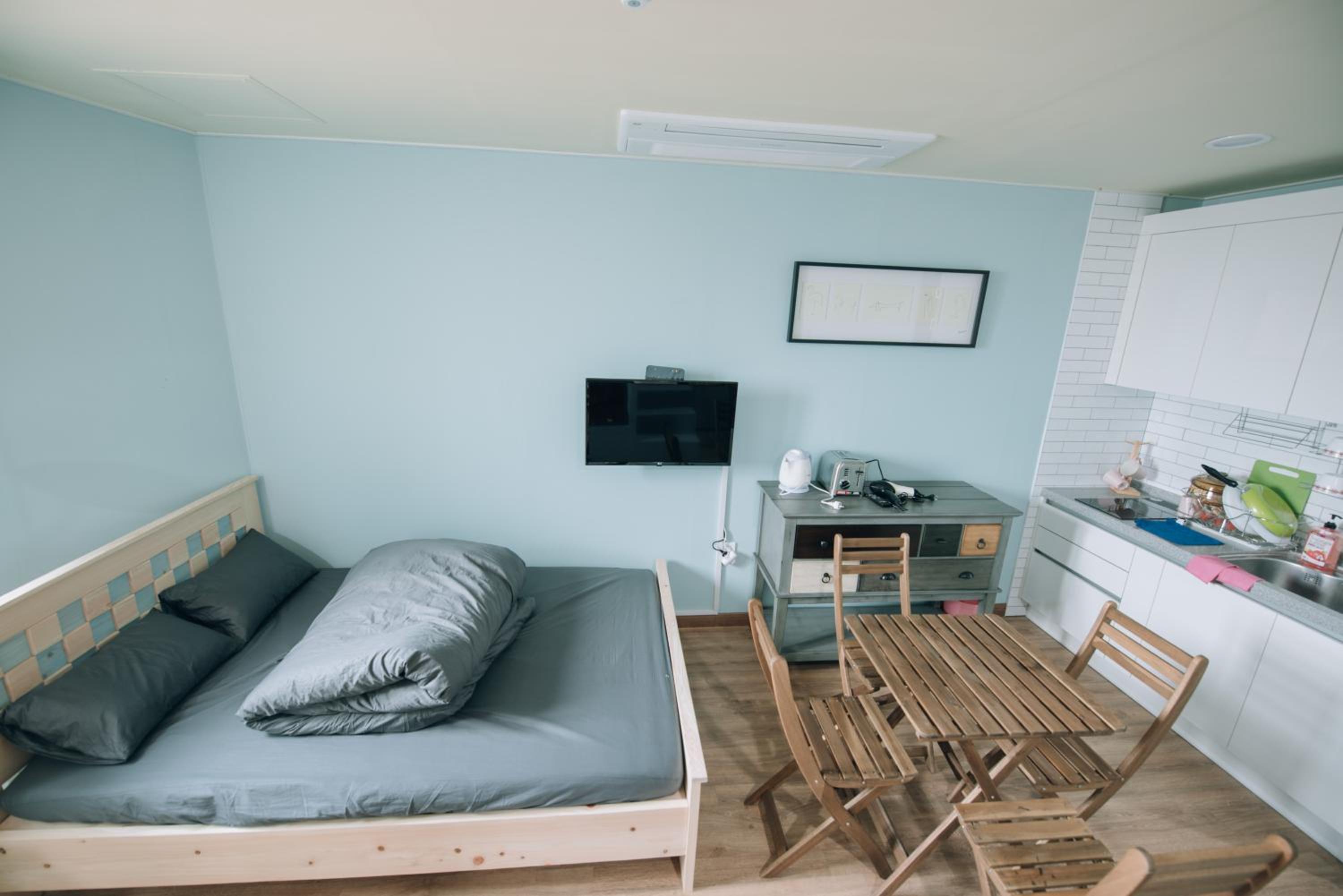 Midtown Hostel 110