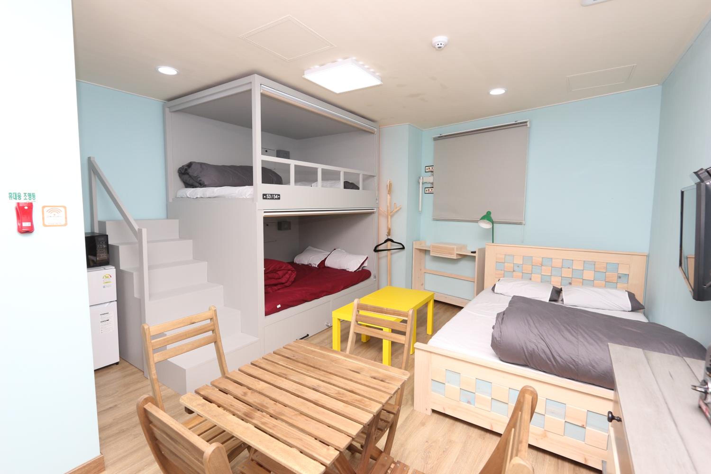 Midtown Hostel 109