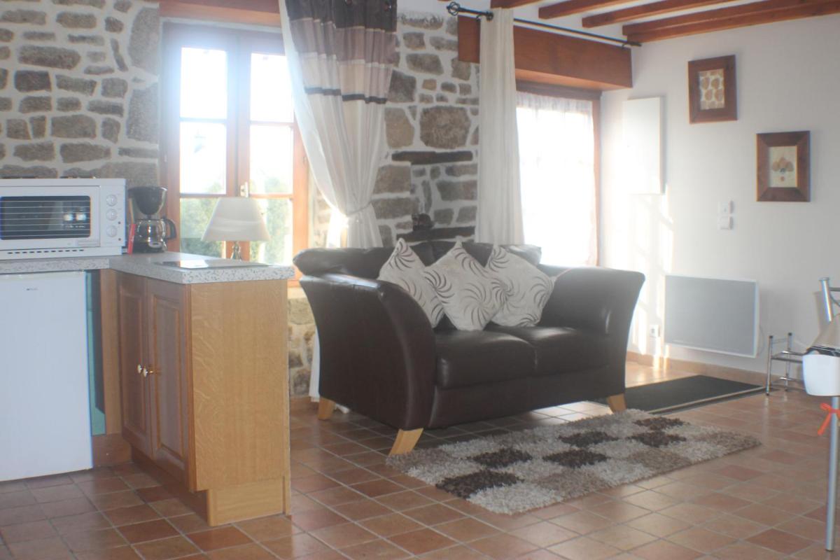 Romantic Cottage view 4